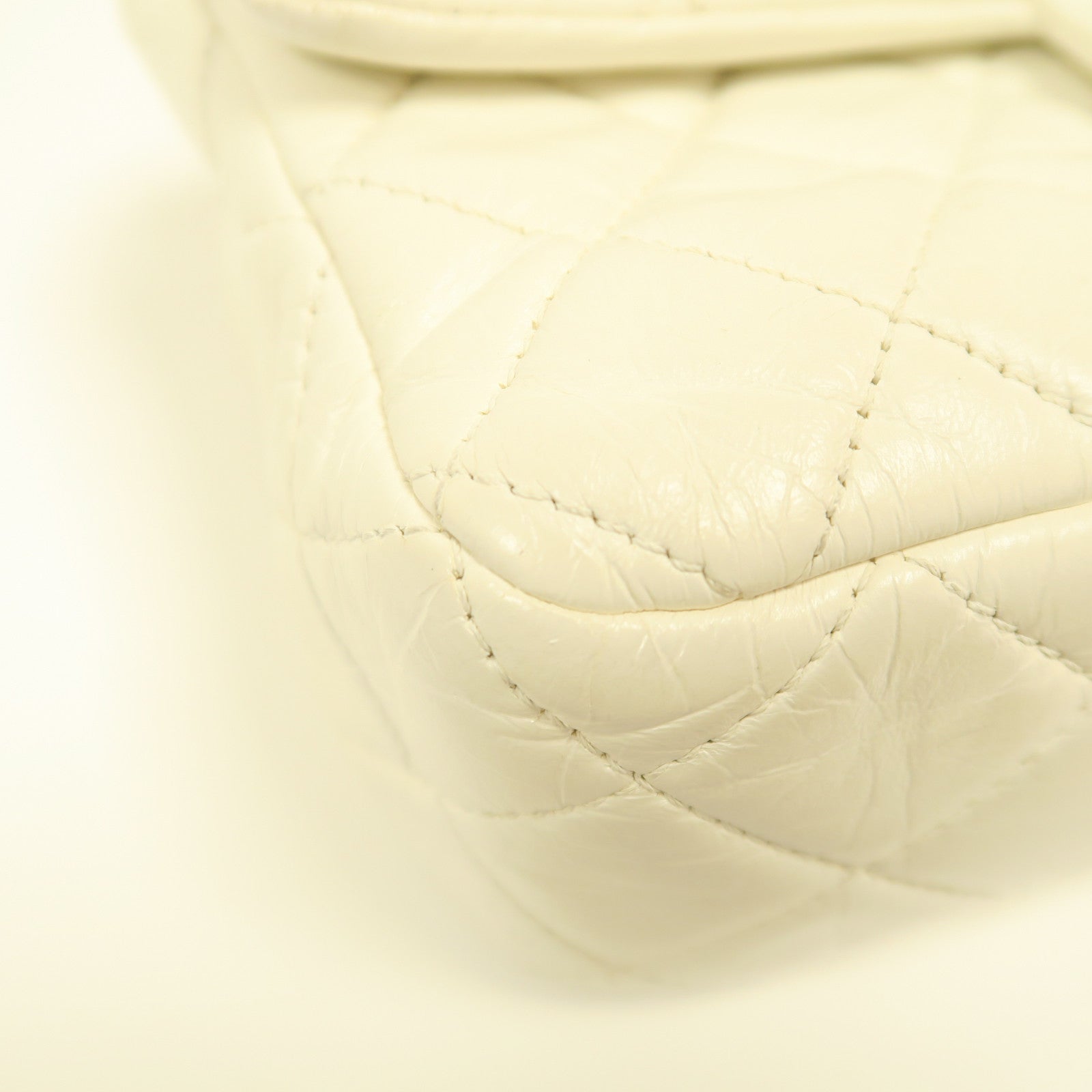 CHANEL 【激減優惠】菱格羊皮皮革Chain Shoulder金扣鏈帶肩背袋白色