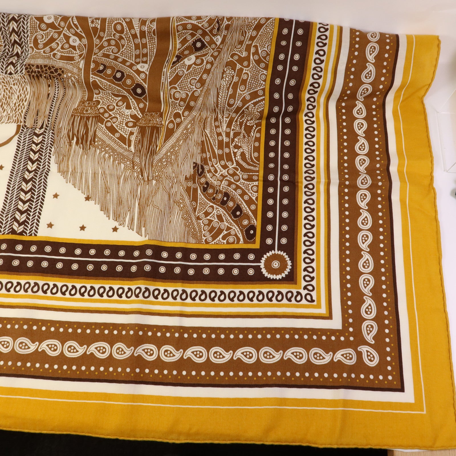 HERMES 羊絨/絲質Scarf 140X140絲巾