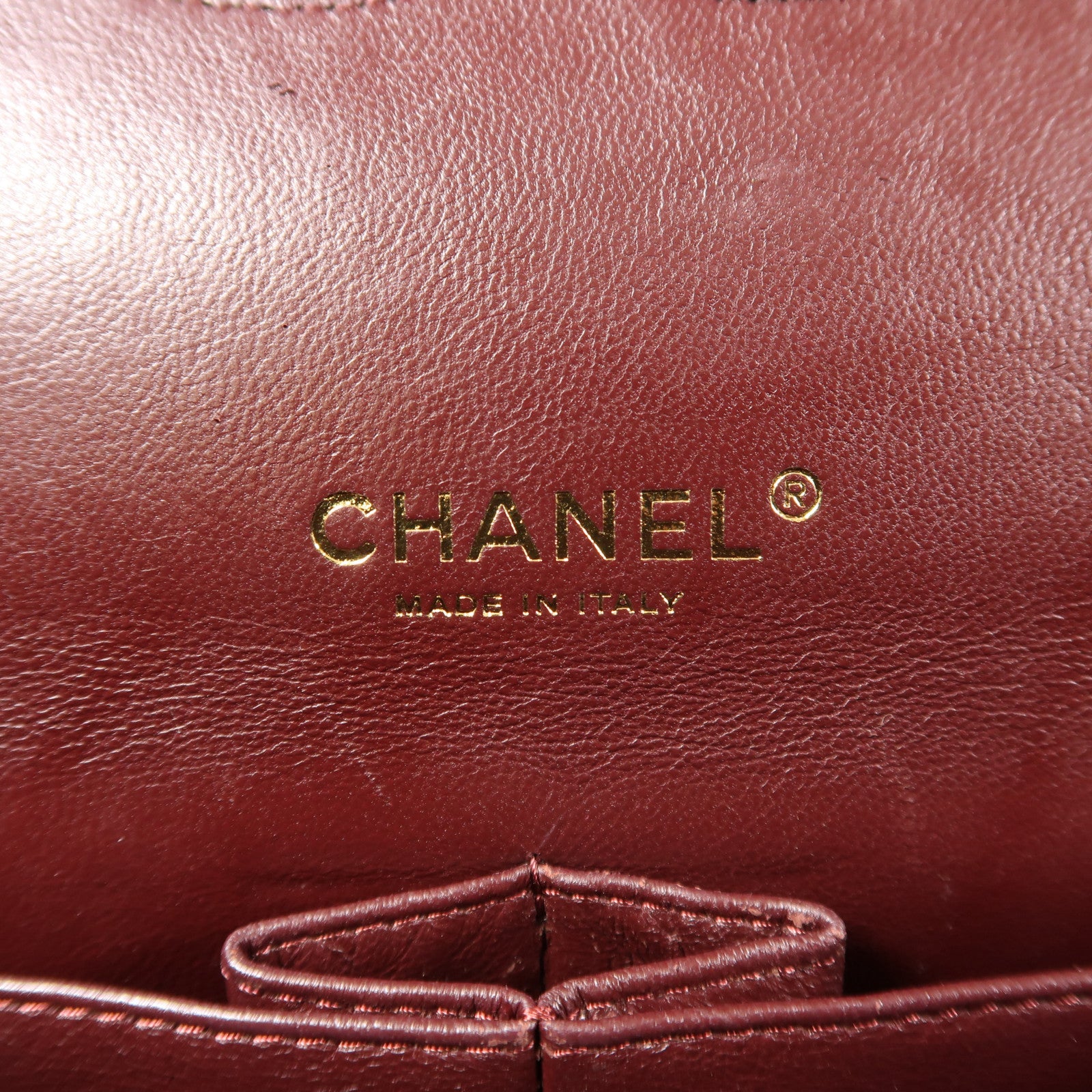 CHANEL 牛皮皮革Maxi Classic金扣鏈帶肩背袋