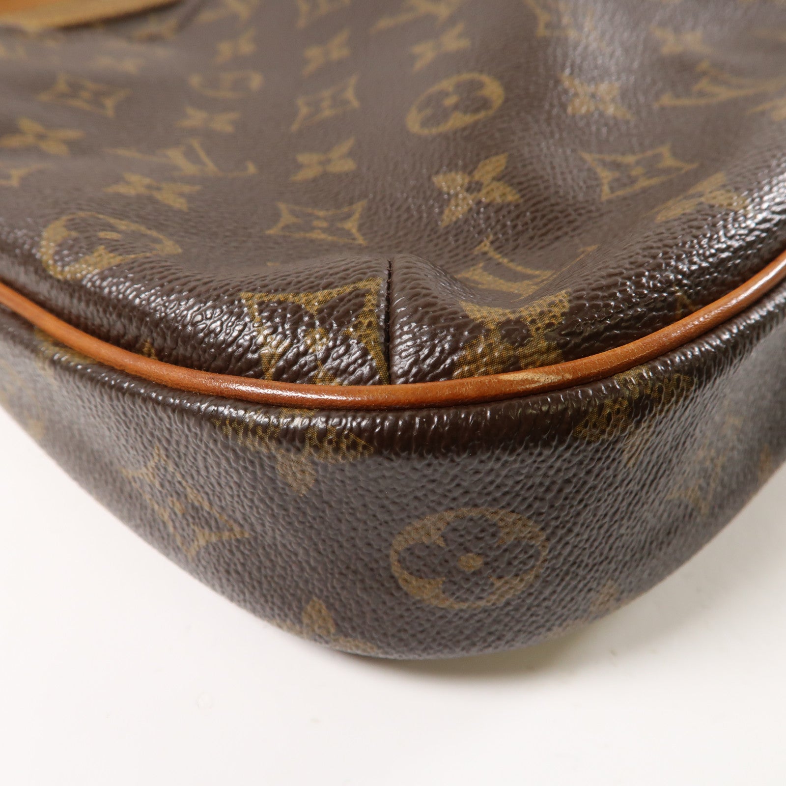 LOUIS VUITTON 【激減優惠】Monogram Odeon MM金扣肩背袋啡色