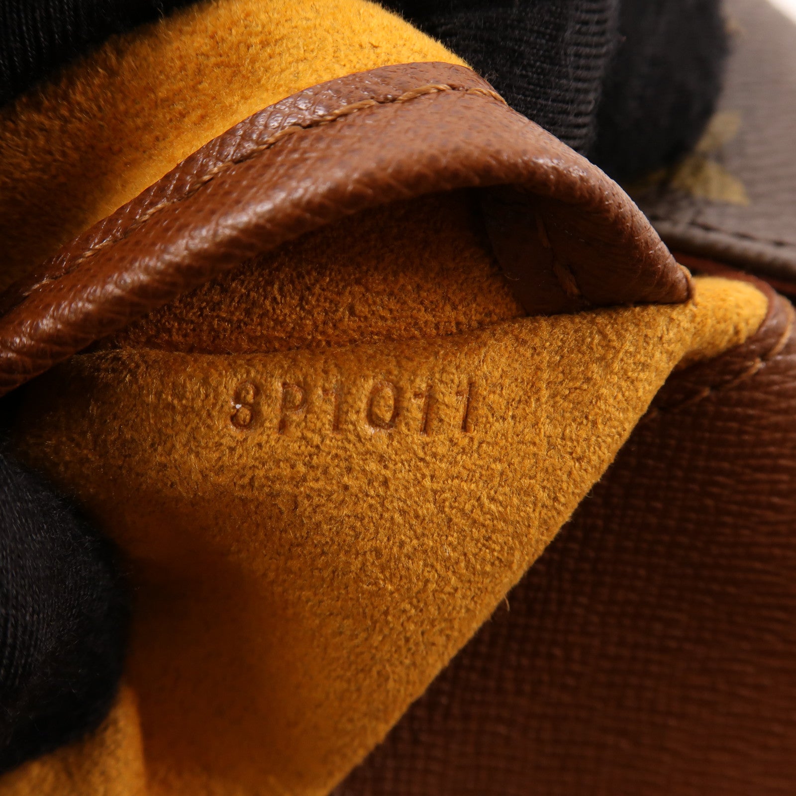 LOUIS VUITTON Monogram Musette Tango金扣肩背袋棕色