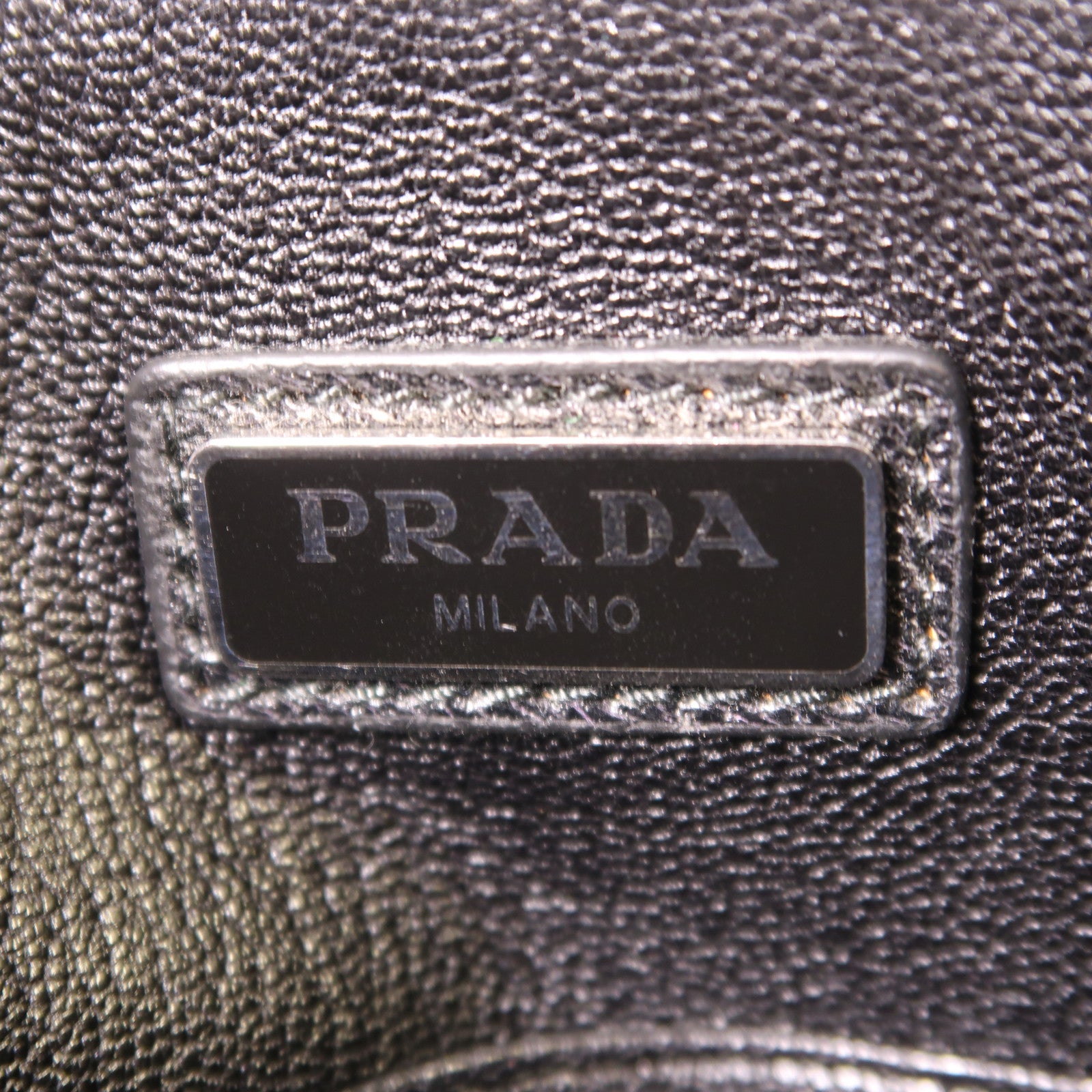 PRADA 牛皮皮革Clutch Bag銀扣手拿包