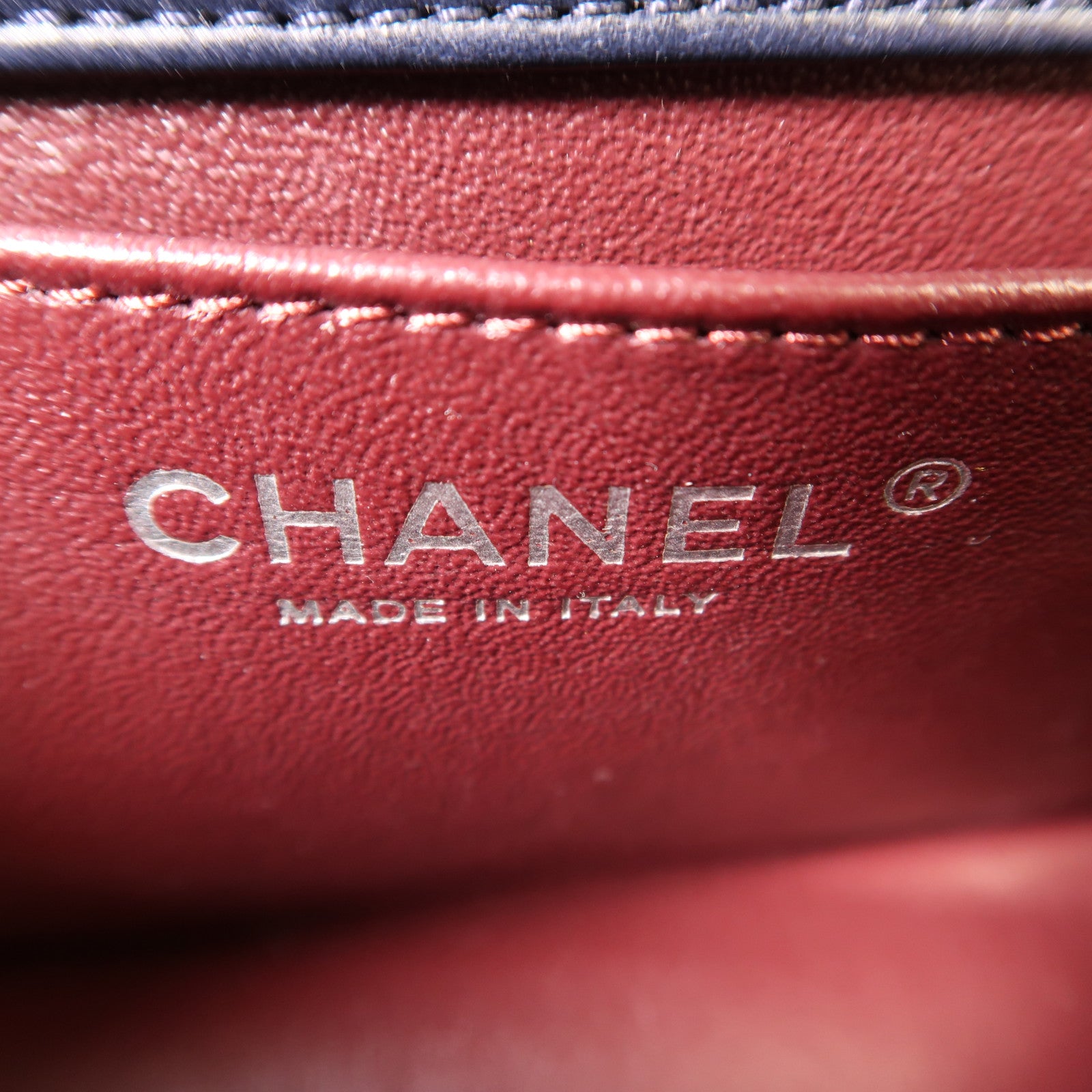 CHANEL 羊皮皮革Paris Salzburg Boy 25銀扣鏈帶肩背袋深藍色