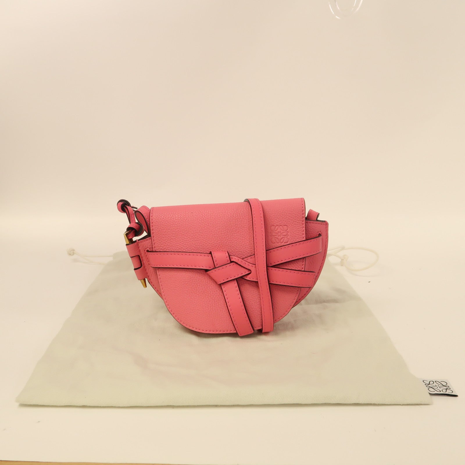 LOEWE 牛皮皮革Gate Mini Bag金扣肩背袋粉紅色