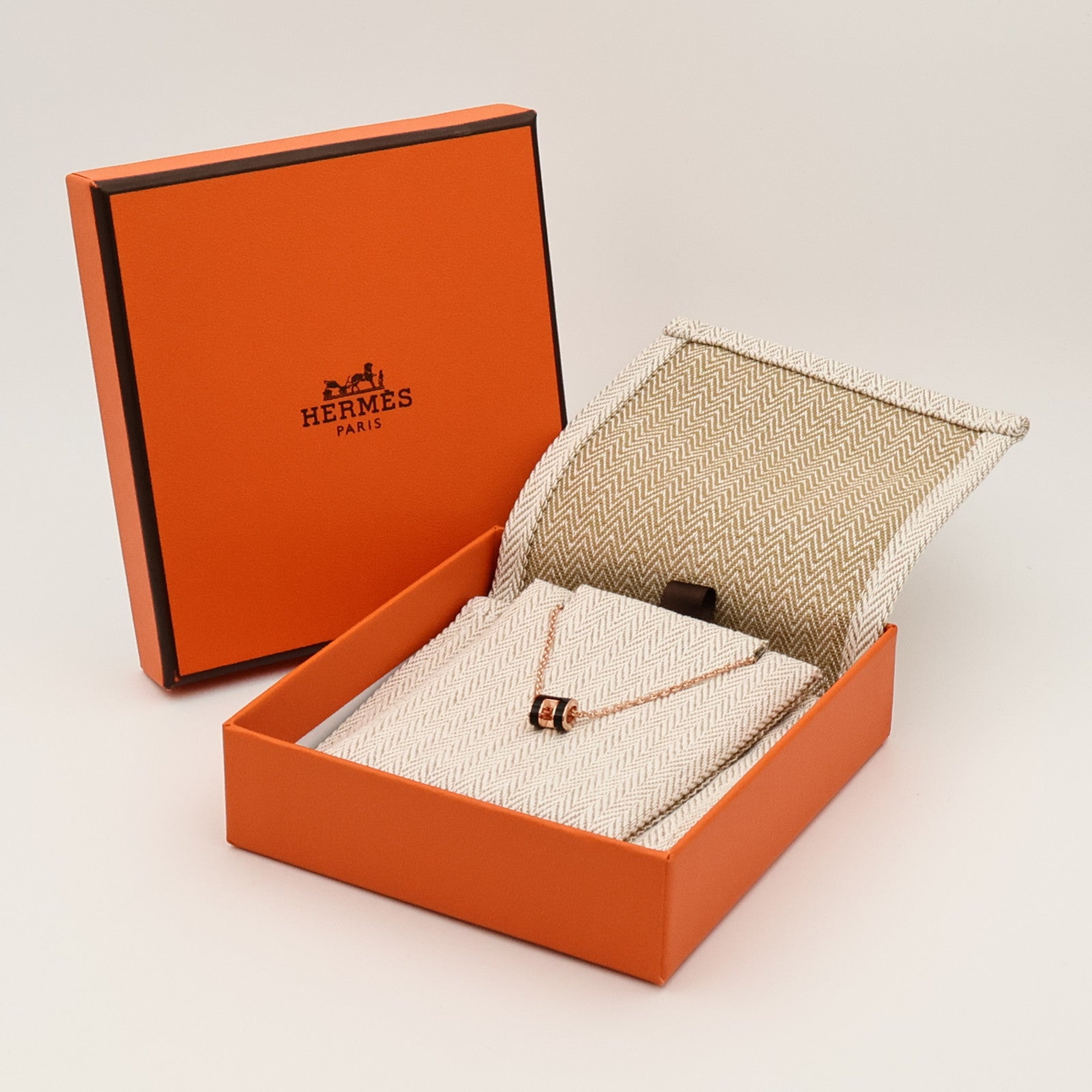 HERMES 金屬/琺瑯Mini Pop H Necklace項鍊Noir