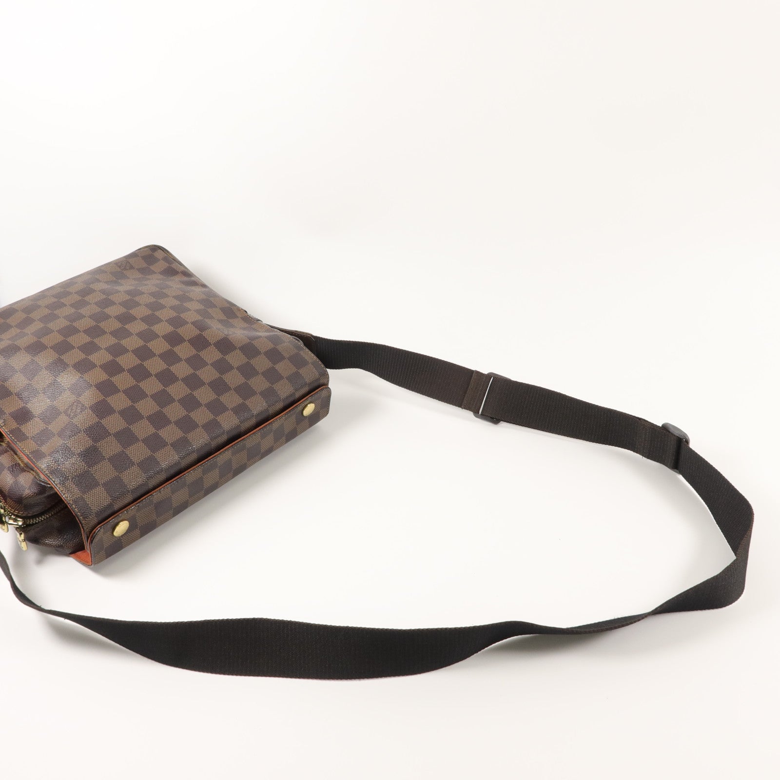 LOUIS VUITTON Damier Naviglio肩背袋
