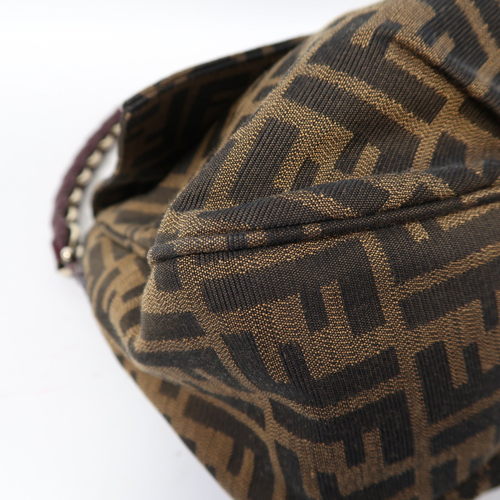 FENDI 帆布Shoulder Bag金扣肩背袋啡色