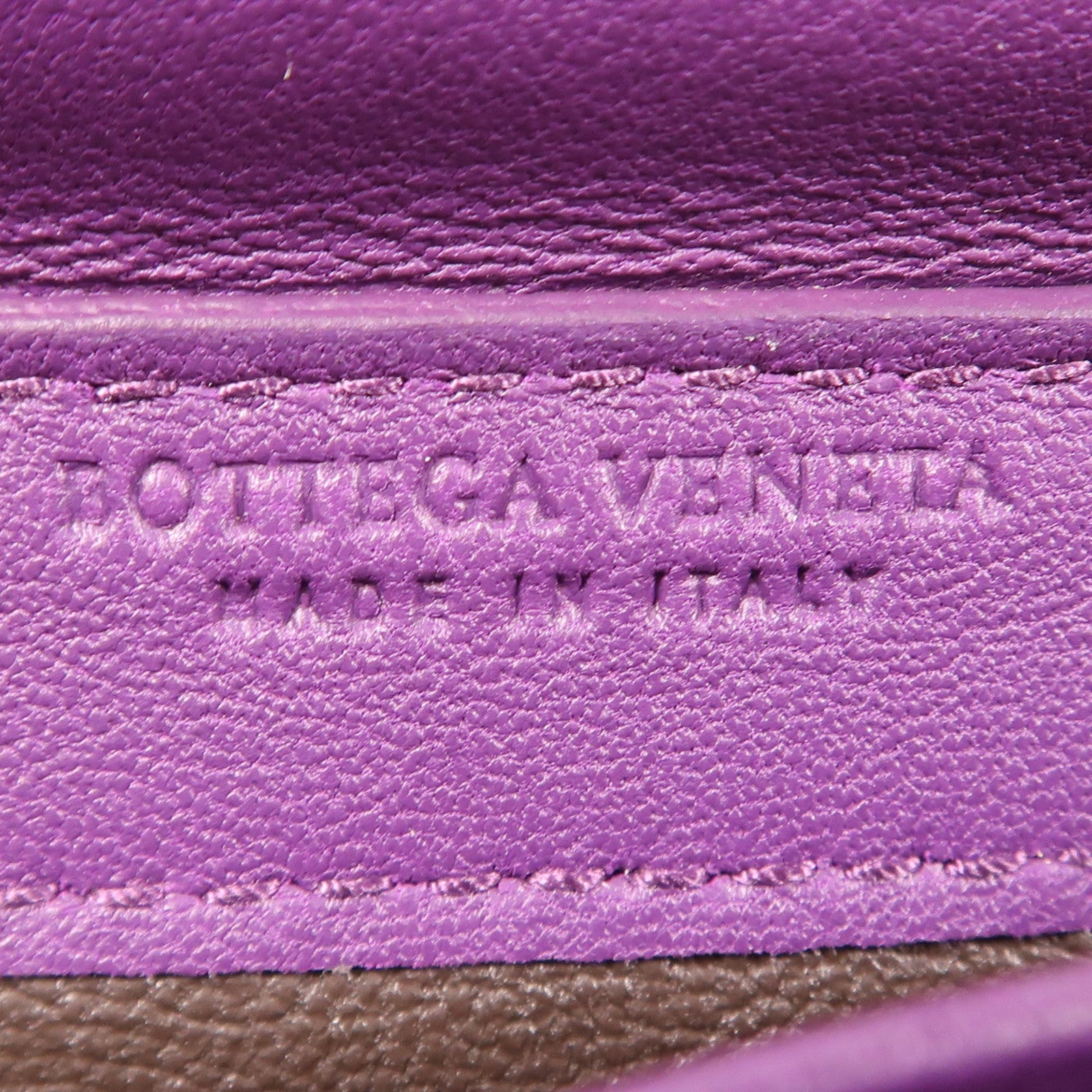 BOTTEGA VENETA 【激減優惠】牛皮皮革Wallet On Chain鏈帶肩背袋