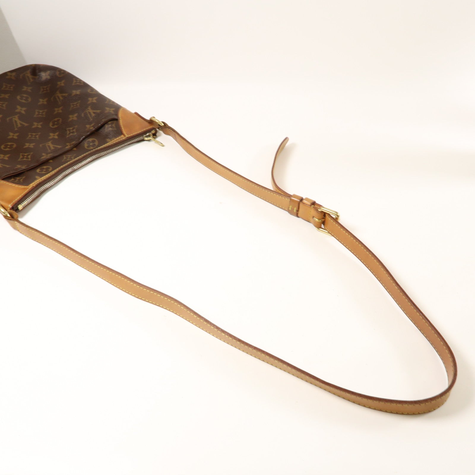 LOUIS VUITTON 【激減優惠】Monogram Odeon MM金扣肩背袋啡色