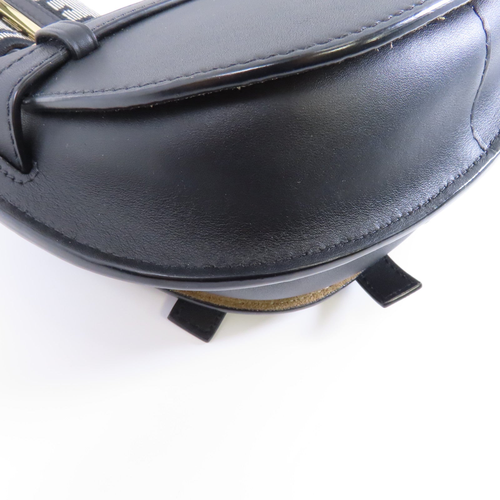 LOEWE 牛皮皮革Mini Gate金扣肩背袋黑色