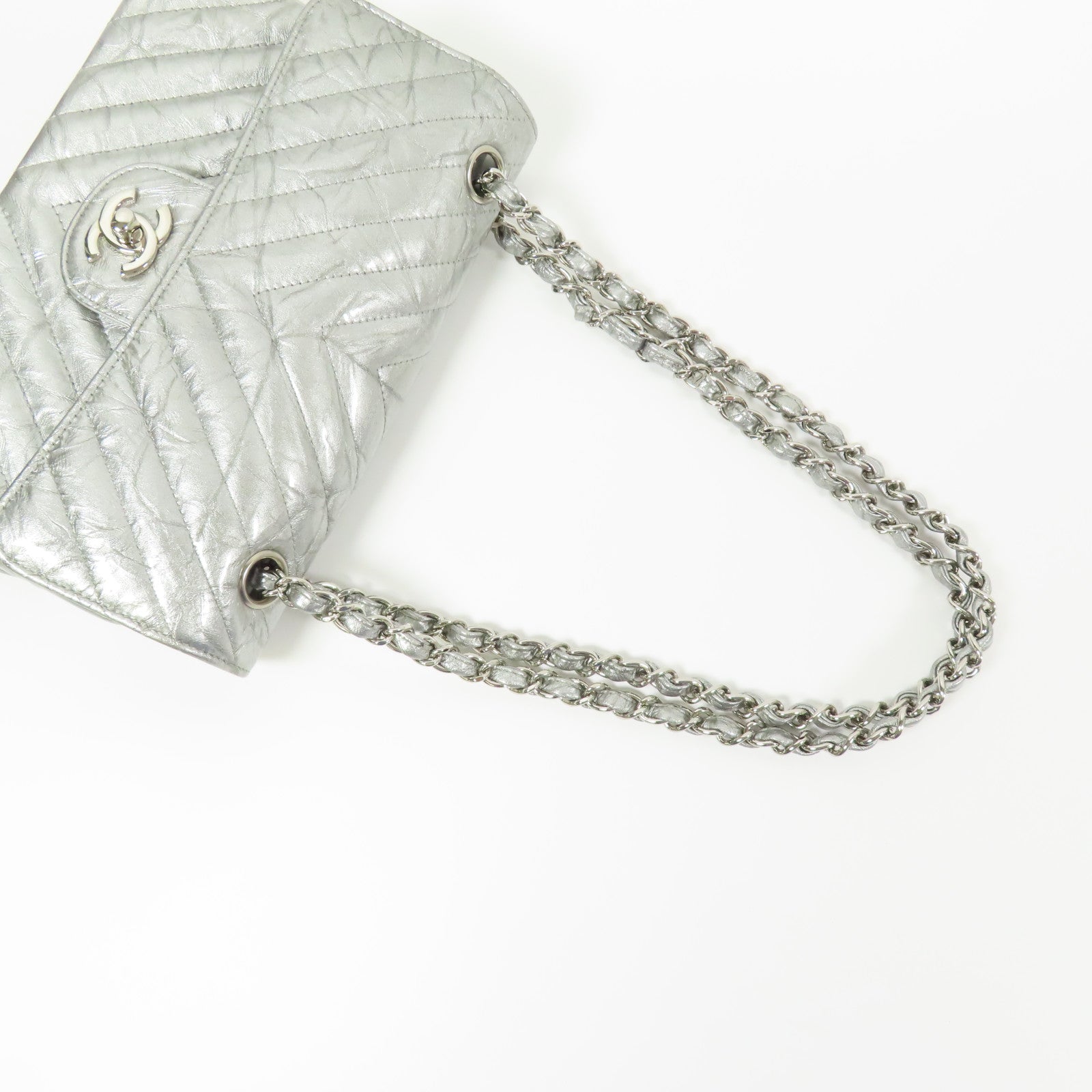 CHANEL 漆皮皮革Classic 23銀扣鏈帶肩背袋