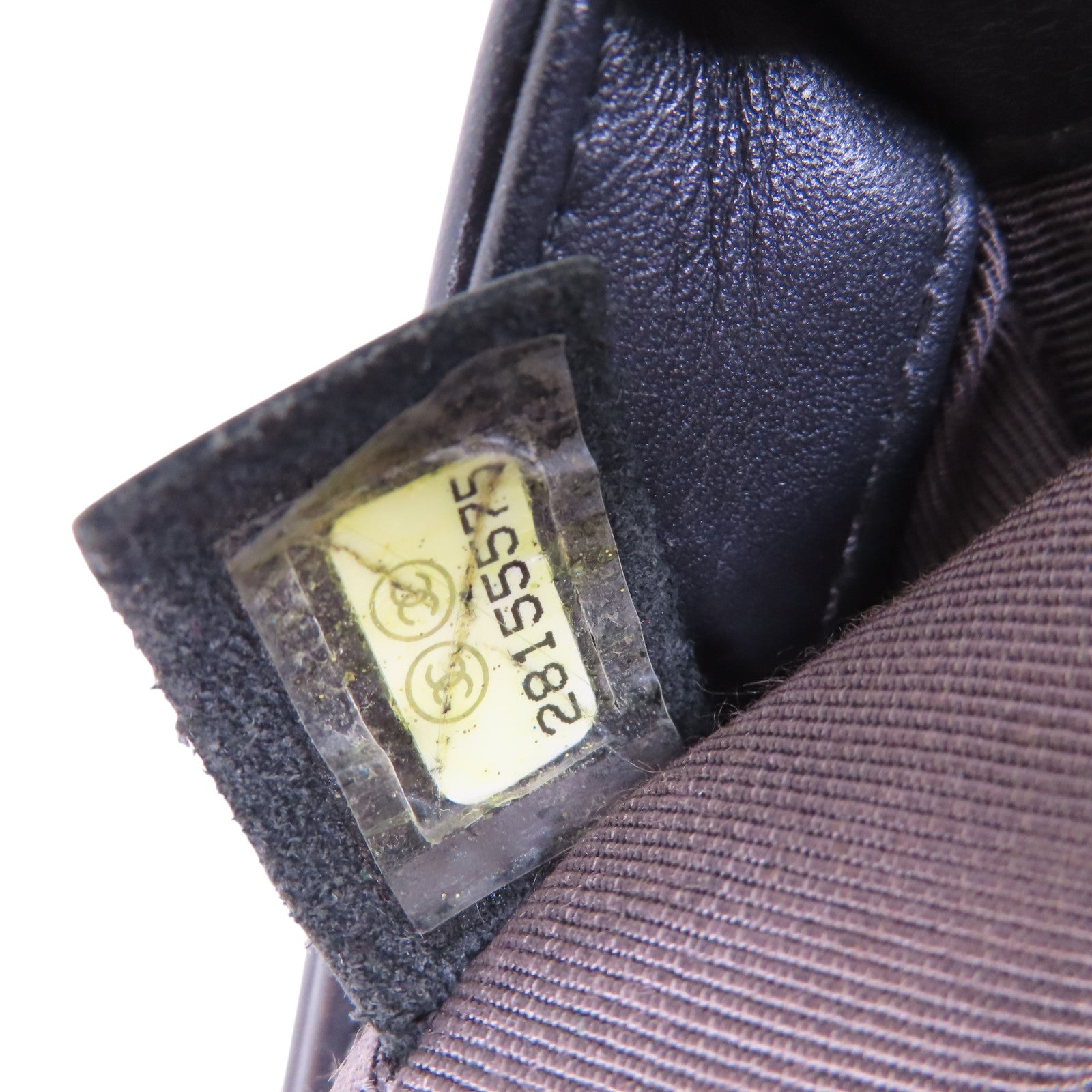 CHANEL 牛皮皮革Boy Chanel 25金扣鏈帶肩背袋