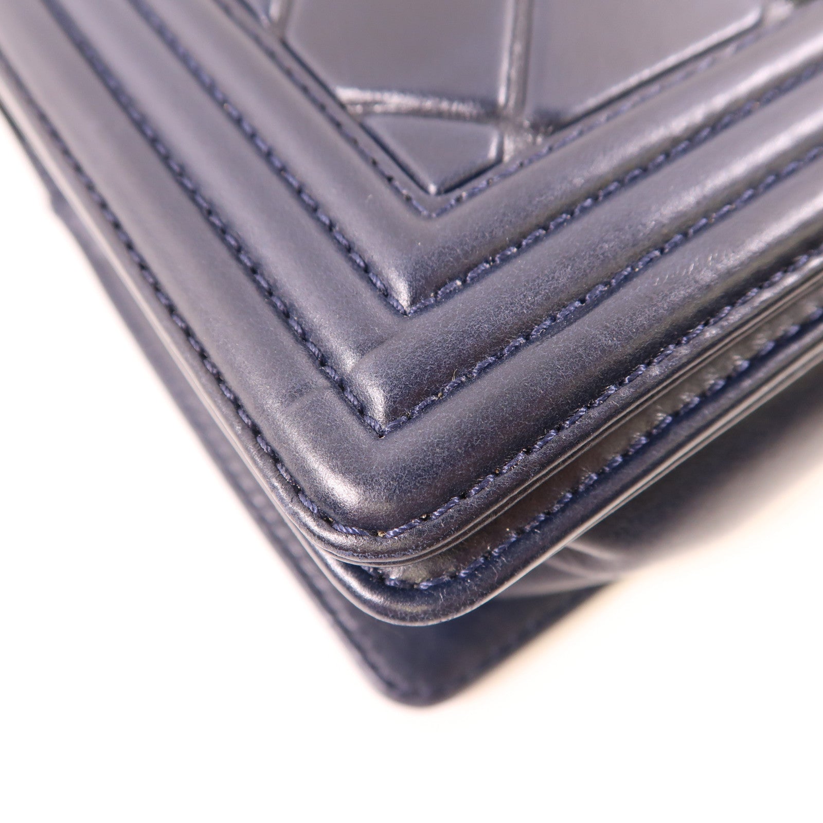 CHANEL 羊皮皮革Paris Salzburg Boy 25銀扣鏈帶肩背袋深藍色