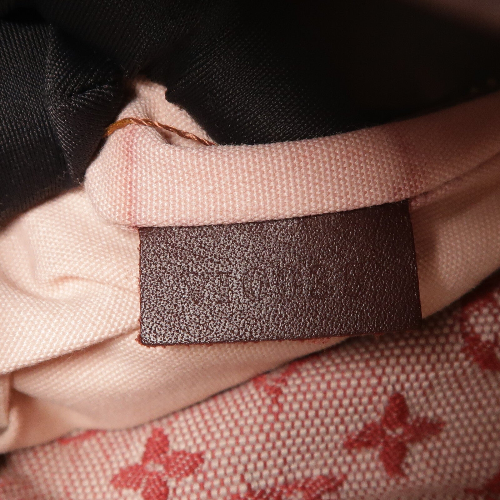 LOUIS VUITTON Monogram Mini Lin Mini Besace Mary 金扣肩背袋Kate