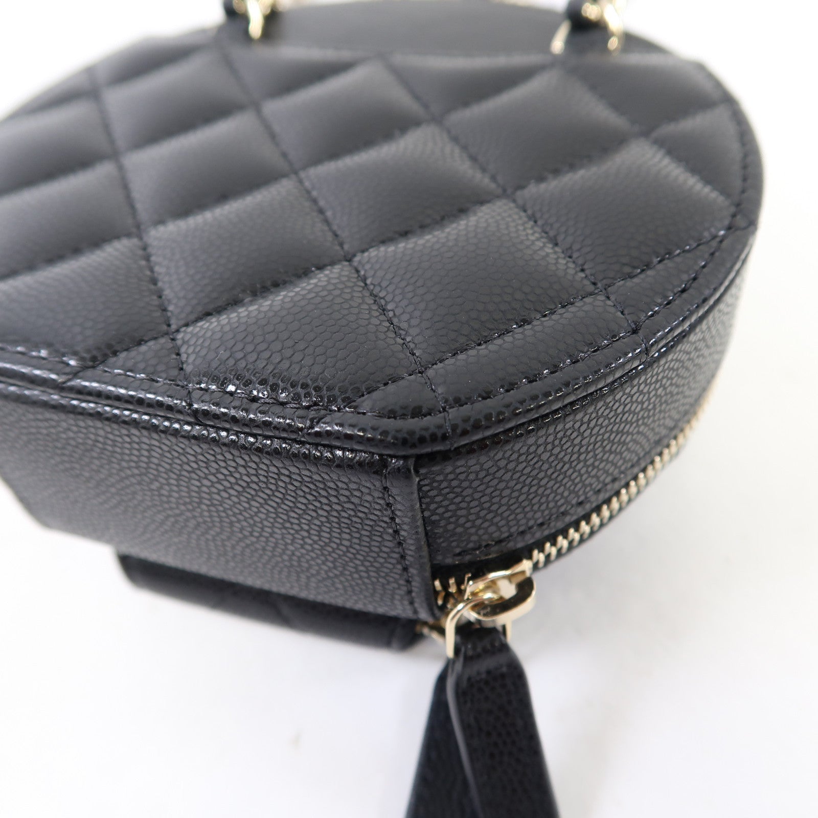 CHANEL 菱格牛皮皮革Chain Shoulder金扣鏈帶肩背袋黑色
