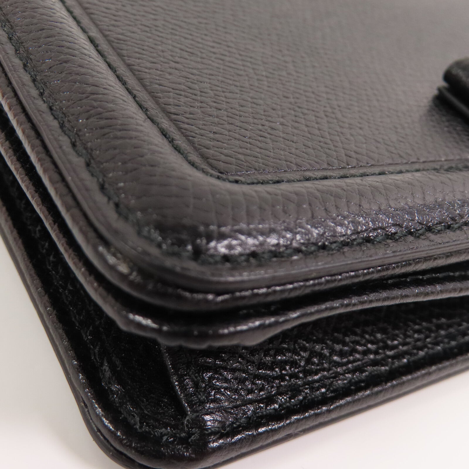 Salvatore Ferragamo 牛皮皮革Wallet On Chain金扣鏈帶肩背袋