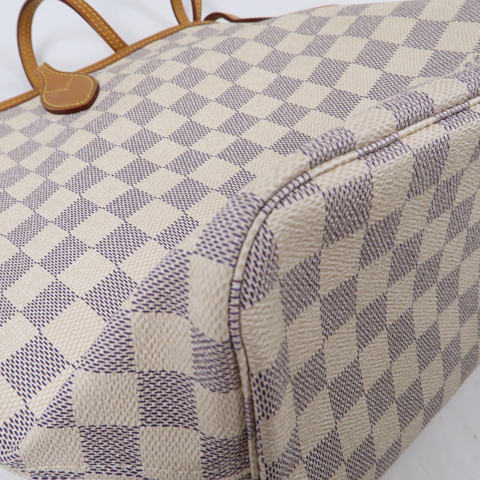 LOUIS VUITTON Damier Azur Neverfull MM金扣手挽袋白色