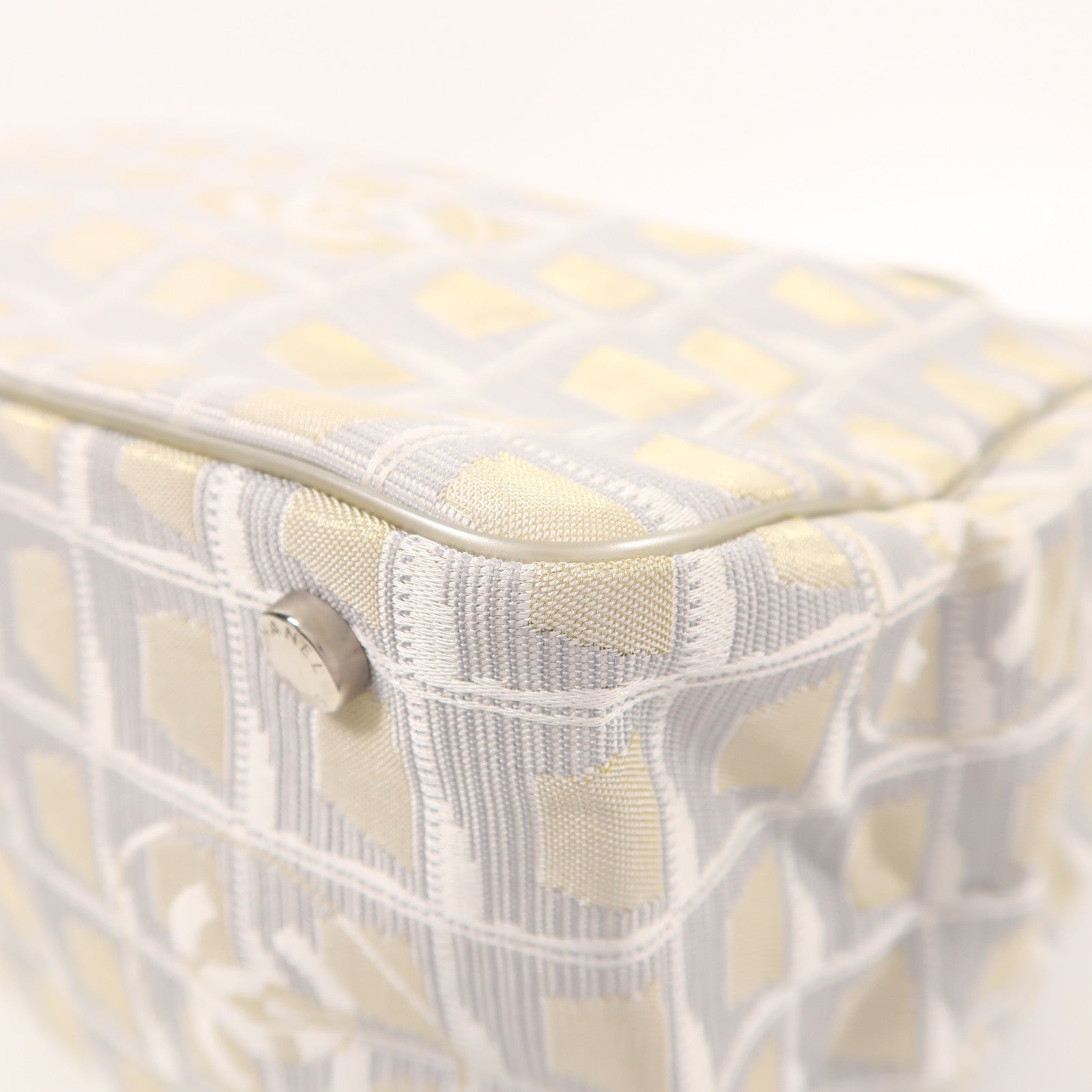 CHANEL 尼龍Tote Bag銀扣手挽袋