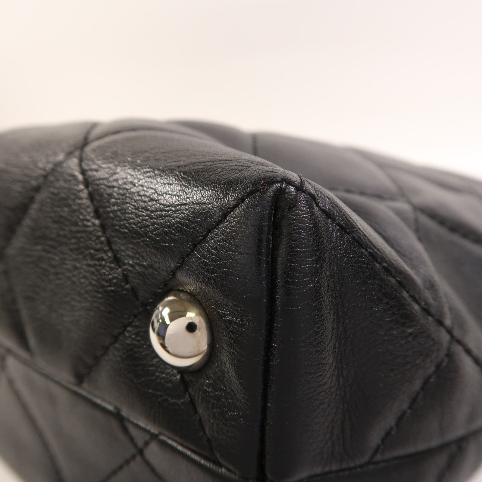 CHANEL 【激減優惠】牛皮皮革Chain Shoulder銀扣鏈帶肩背袋