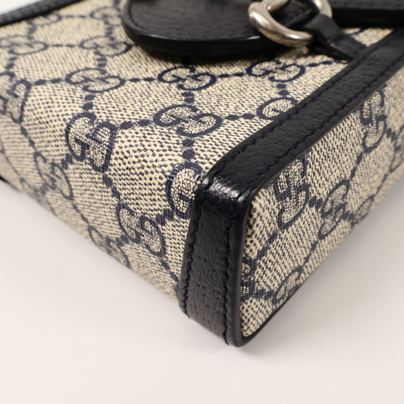GUCCI 塗層帆布1955 Horsebit肩背袋