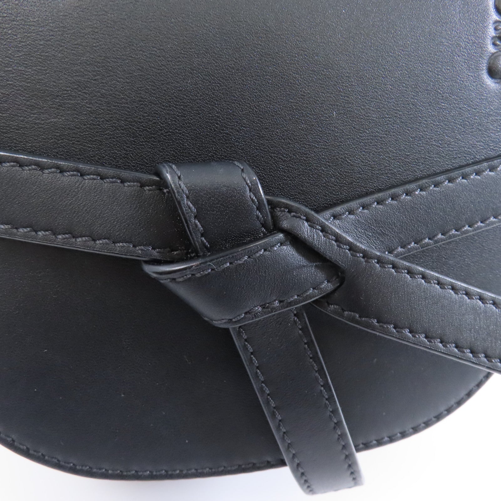 LOEWE 牛皮皮革Mini Gate金扣肩背袋黑色