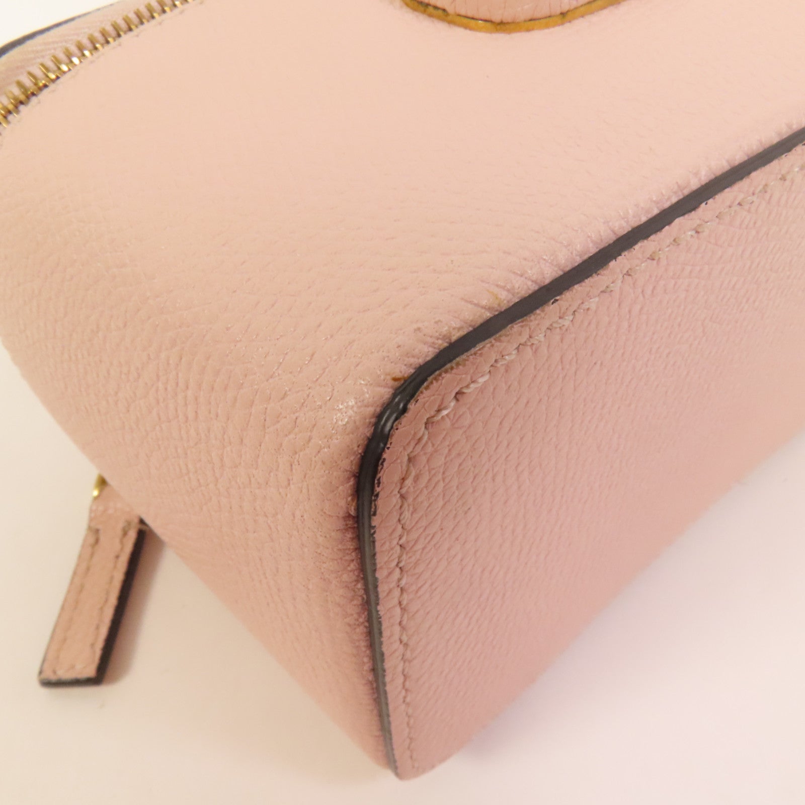 Valentino 牛皮皮革Garavani Vanity Case金扣手挽肩背兩用袋