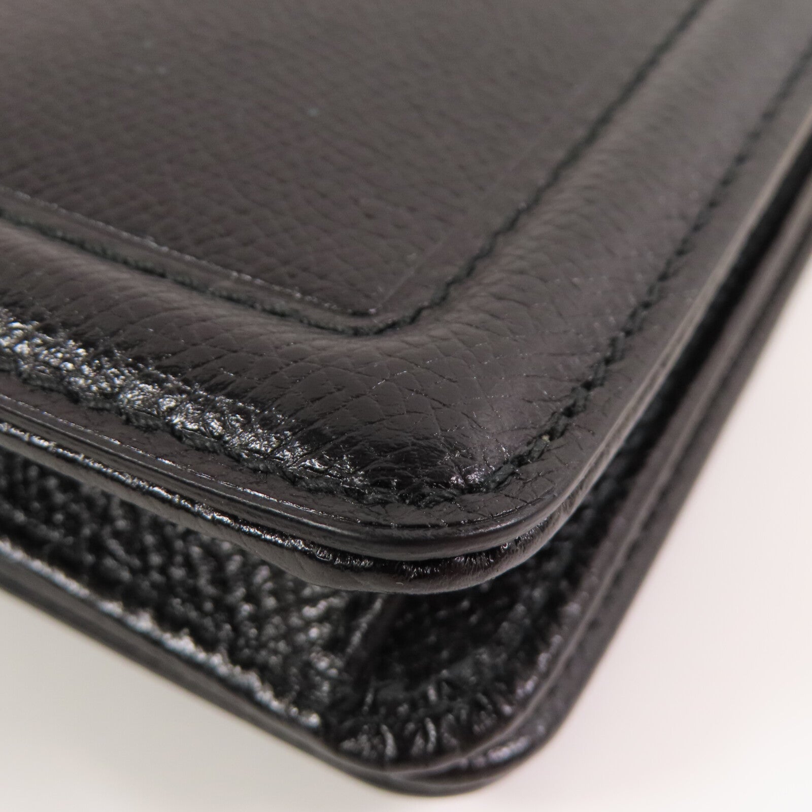Salvatore Ferragamo 牛皮皮革Wallet On Chain金扣鏈帶肩背袋