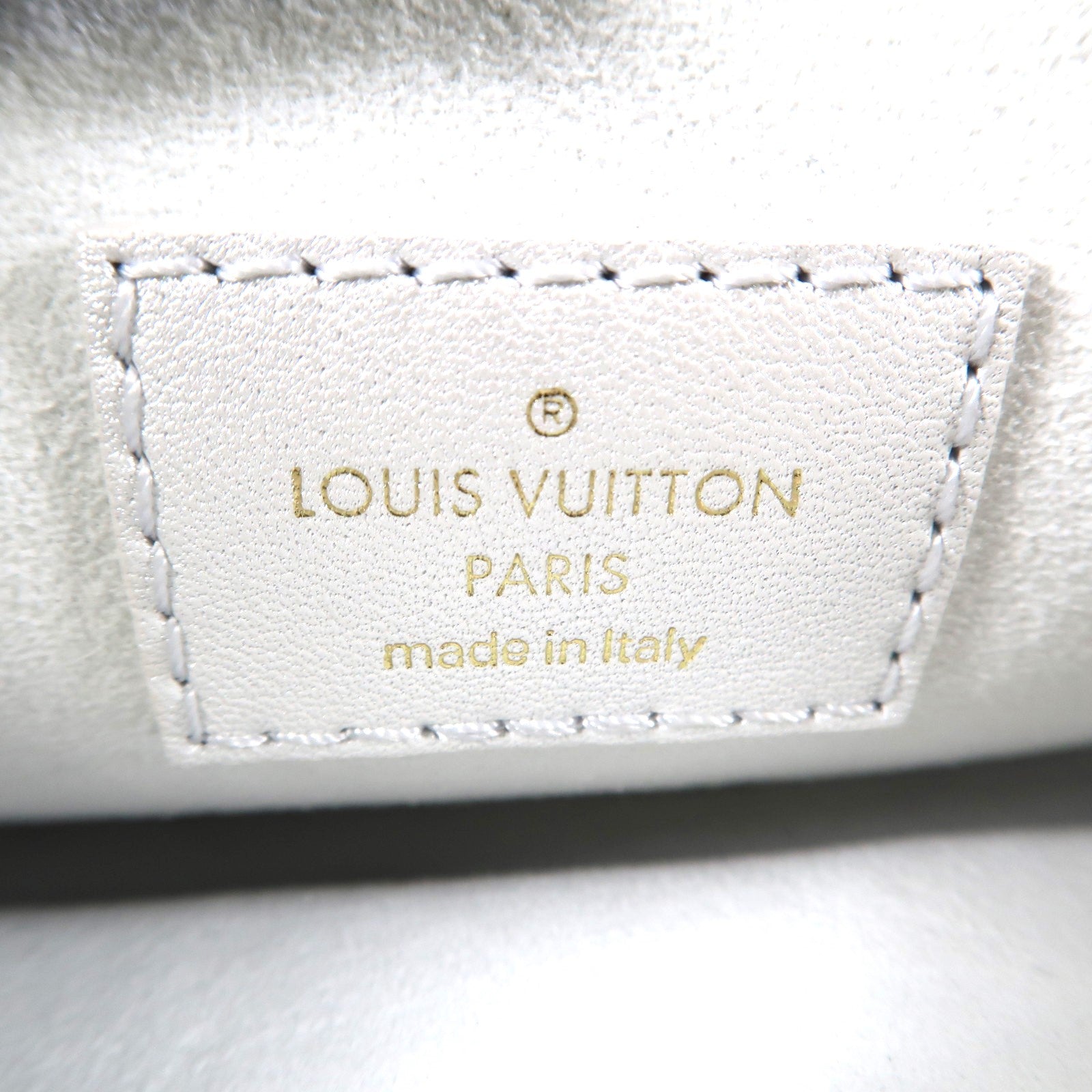 LOUIS VUITTON 牛皮皮革New Wave金扣鏈帶肩背袋銀色