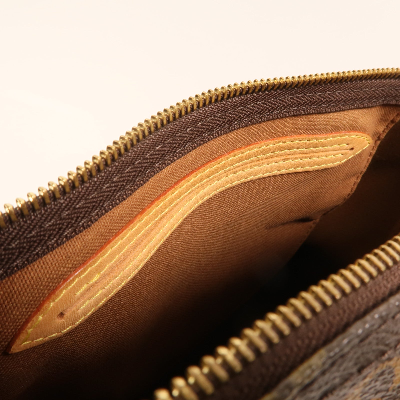 LOUIS VUITTON Monogram Speedy 30金扣手挽袋