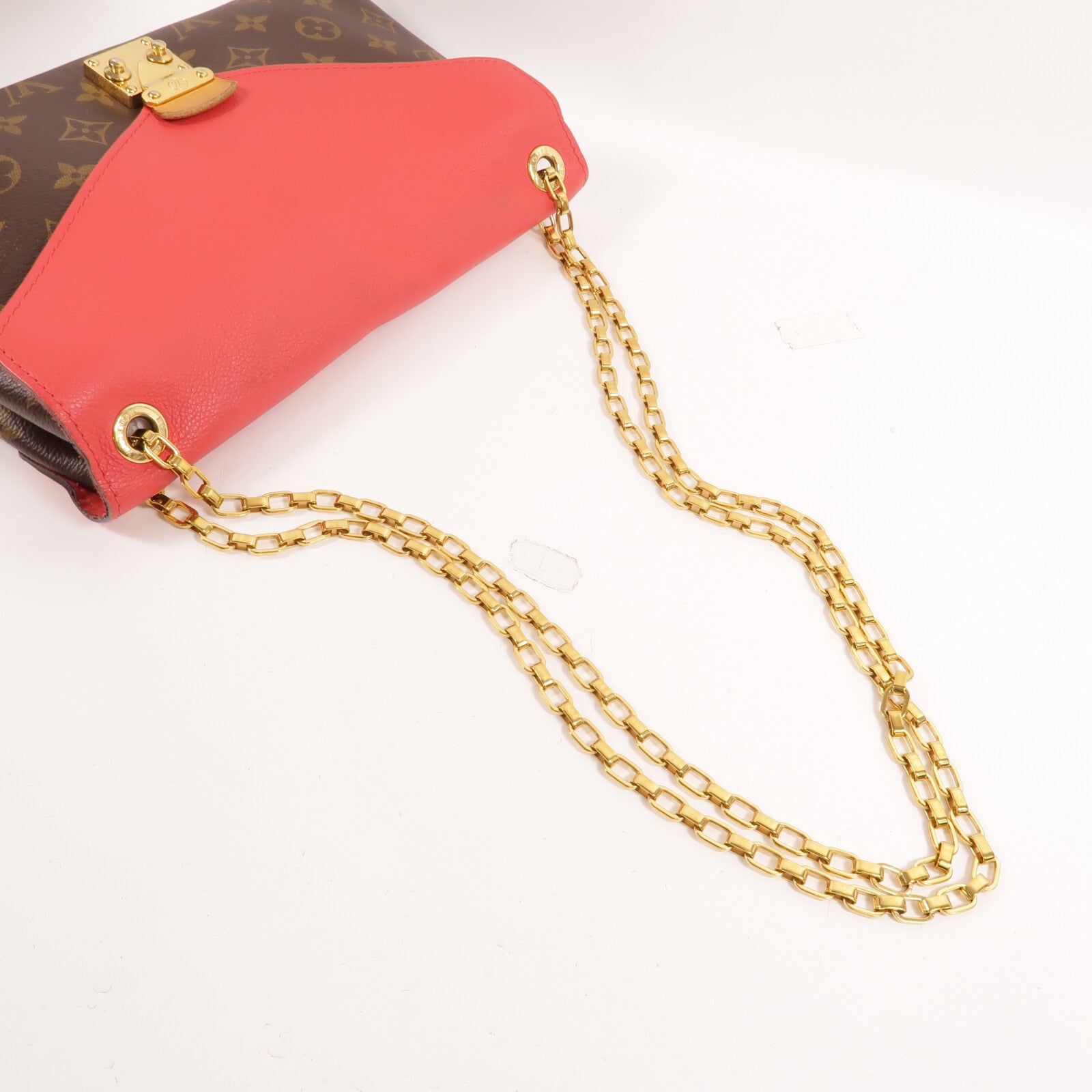 LOUIS VUITTON Monogram Pallas Chain鏈帶肩背袋
