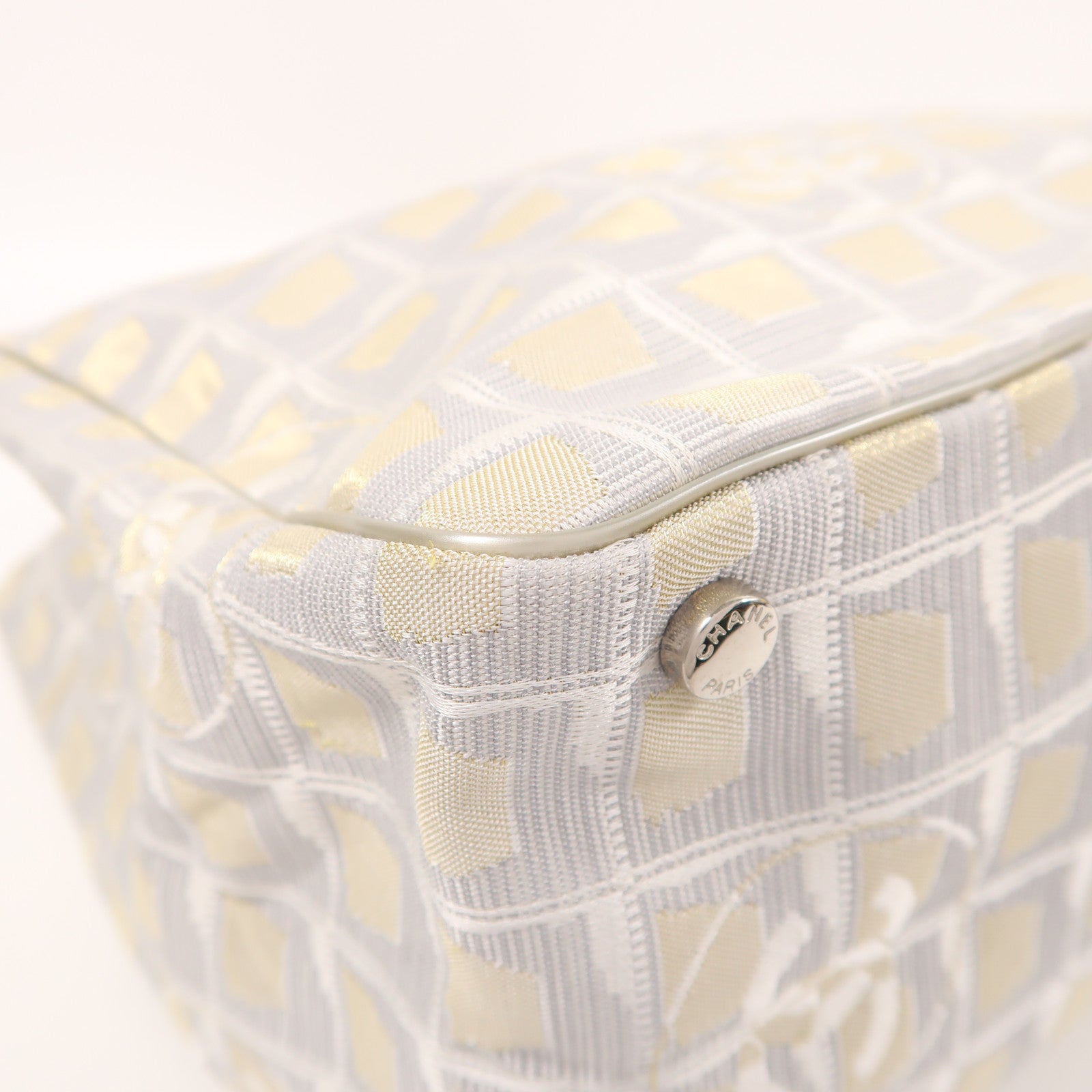 CHANEL 尼龍Tote Bag銀扣手挽袋