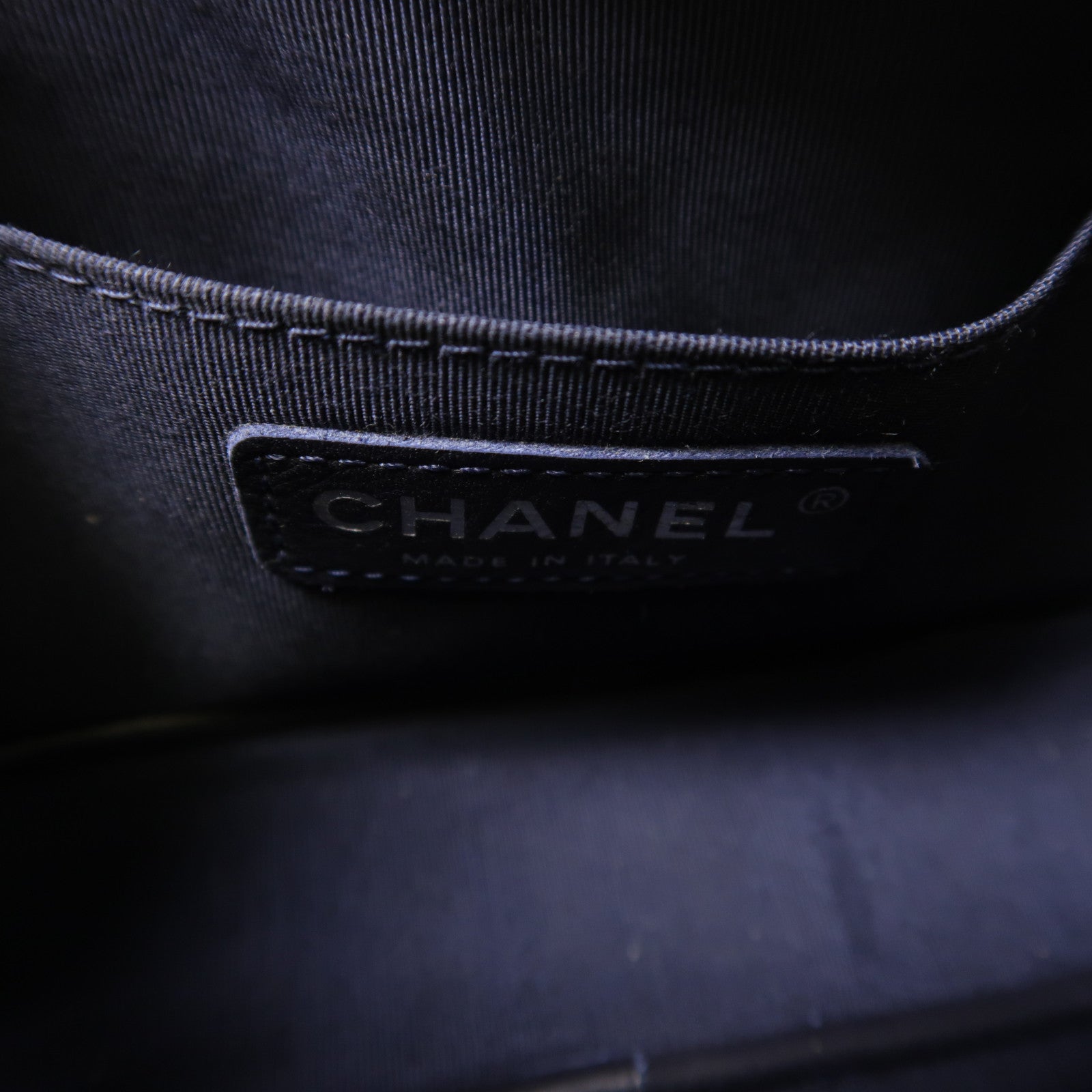 CHANEL 牛皮皮革Chain Shoulder銀扣鏈帶肩背袋