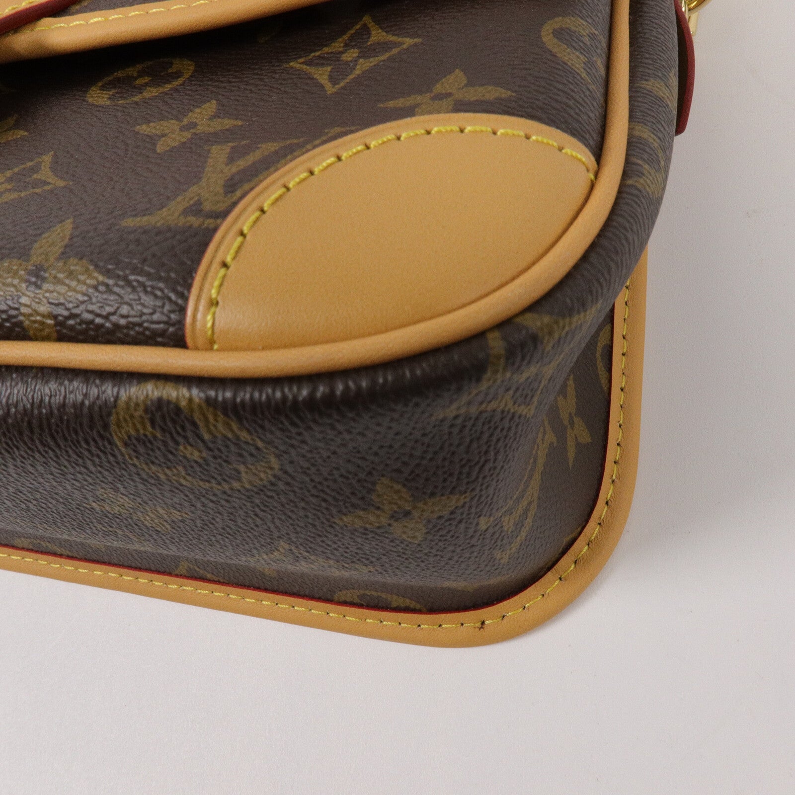 LOUIS VUITTON Monogram Diane肩背袋