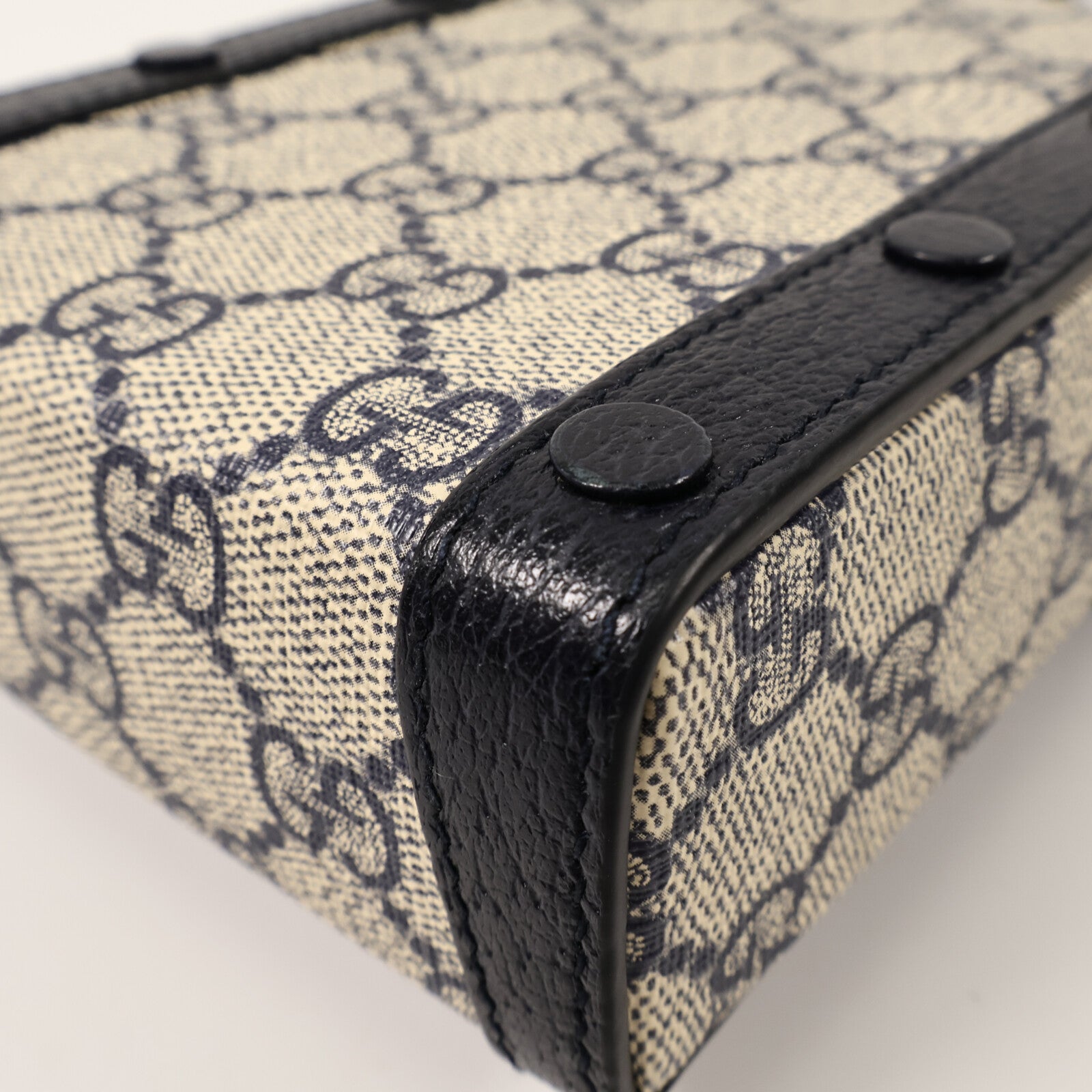 GUCCI 塗層帆布1955 Horsebit肩背袋