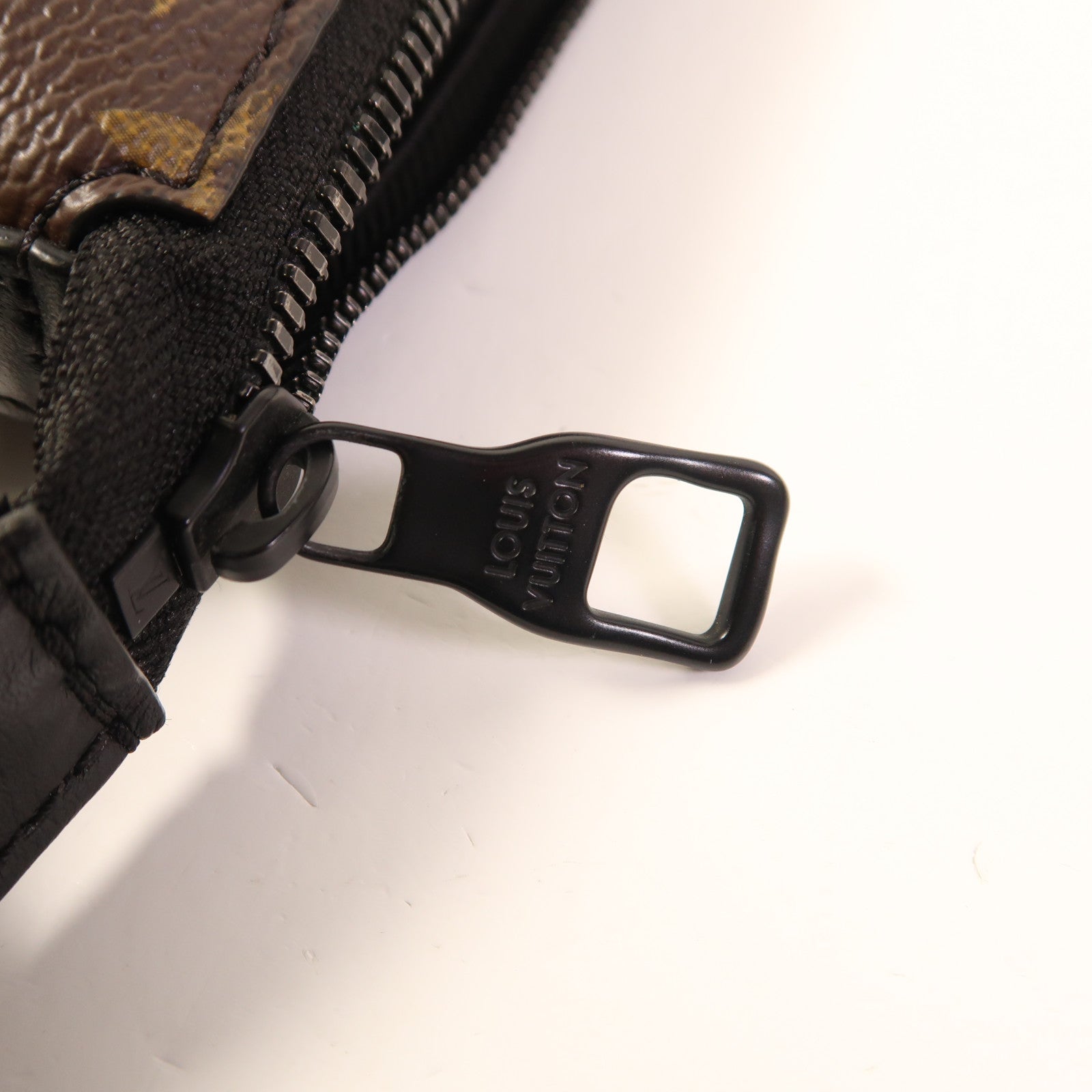 LOUIS VUITTON Monogram Cruiser Messenger肩背袋