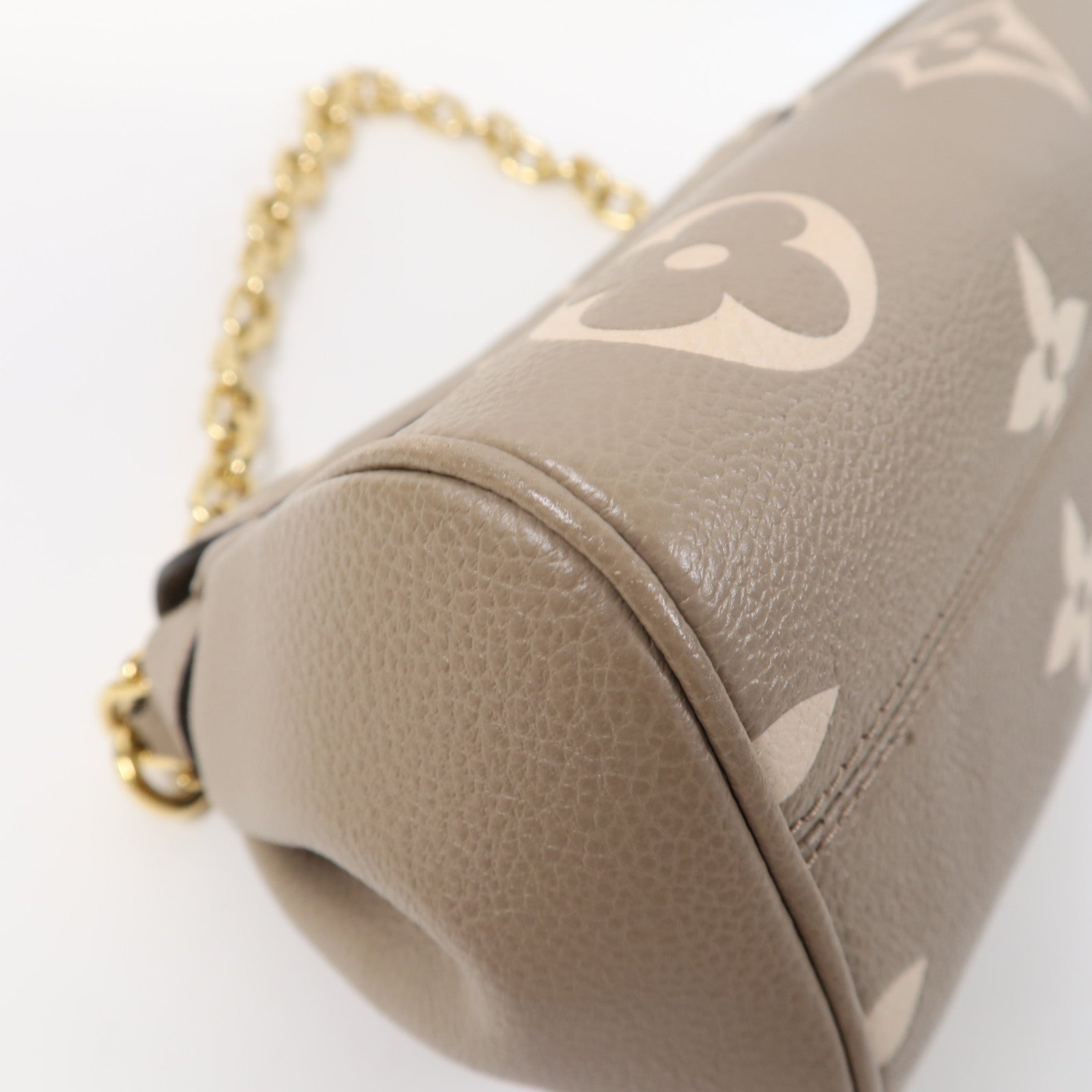 LOUIS VUITTON Monogram Empreinte Favorite金扣鏈帶肩背袋灰色