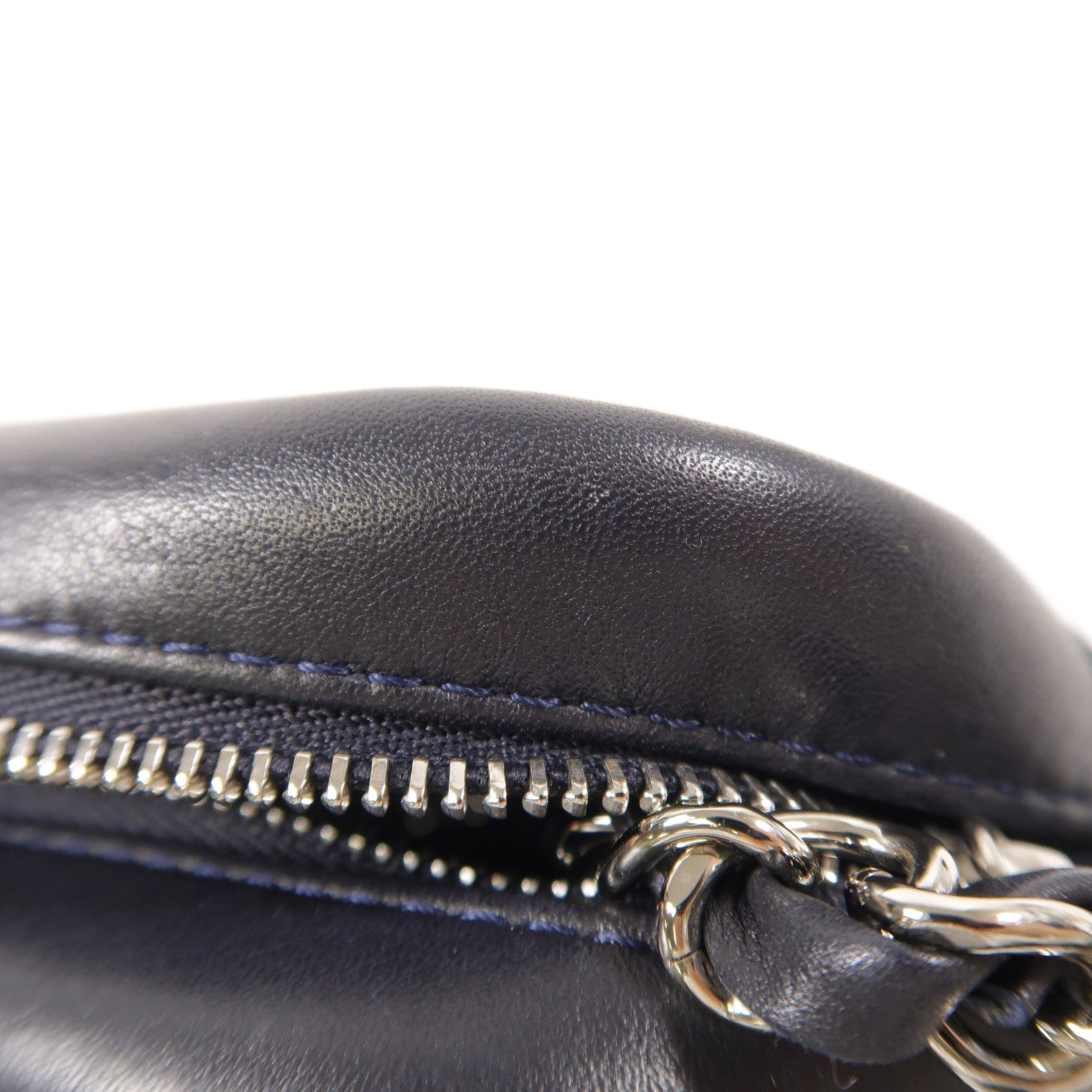 CHANEL 牛皮皮革Chain Shoulder銀扣鏈帶肩背袋