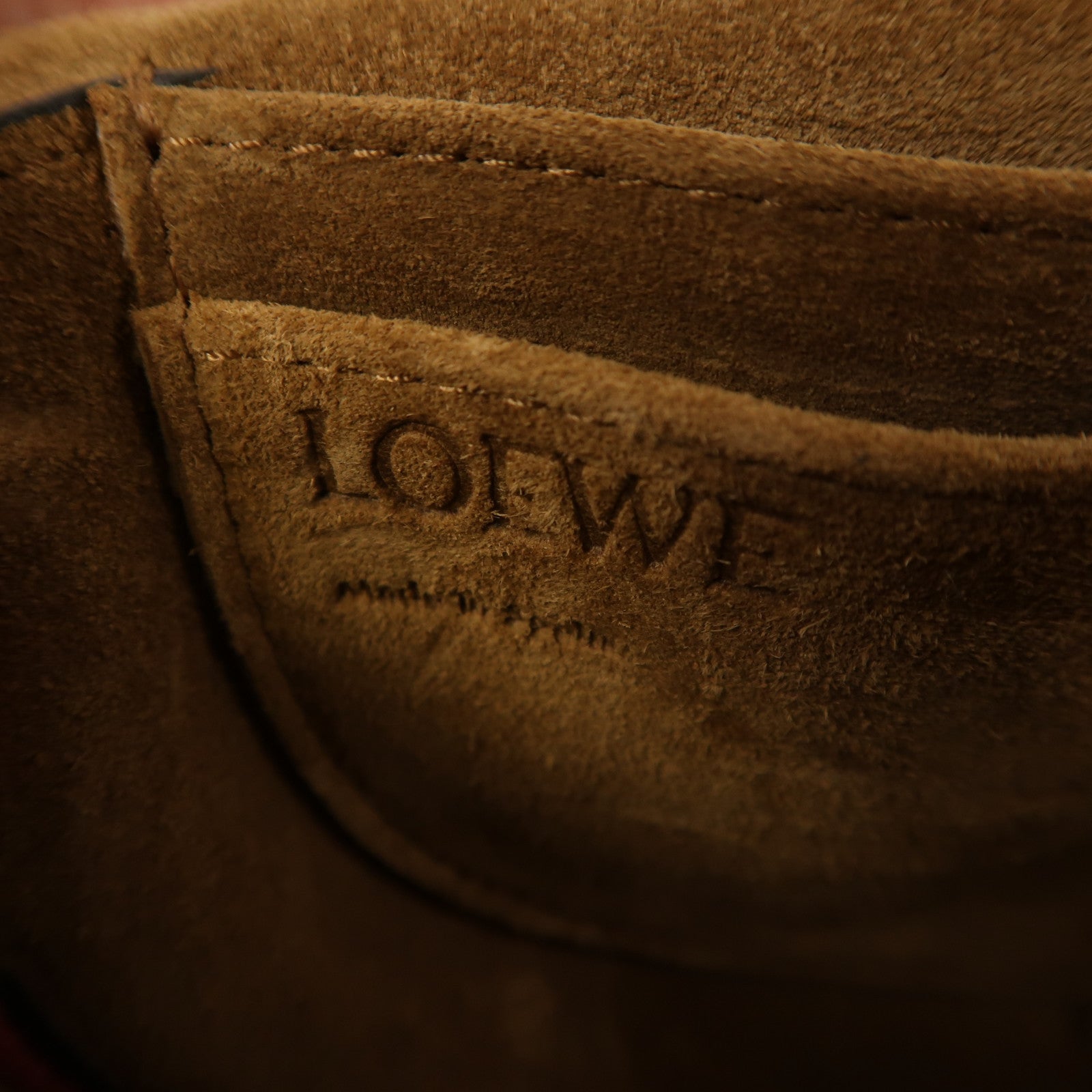 LOEWE 牛皮皮革Gate Mini Bag金扣肩背袋粉紅色