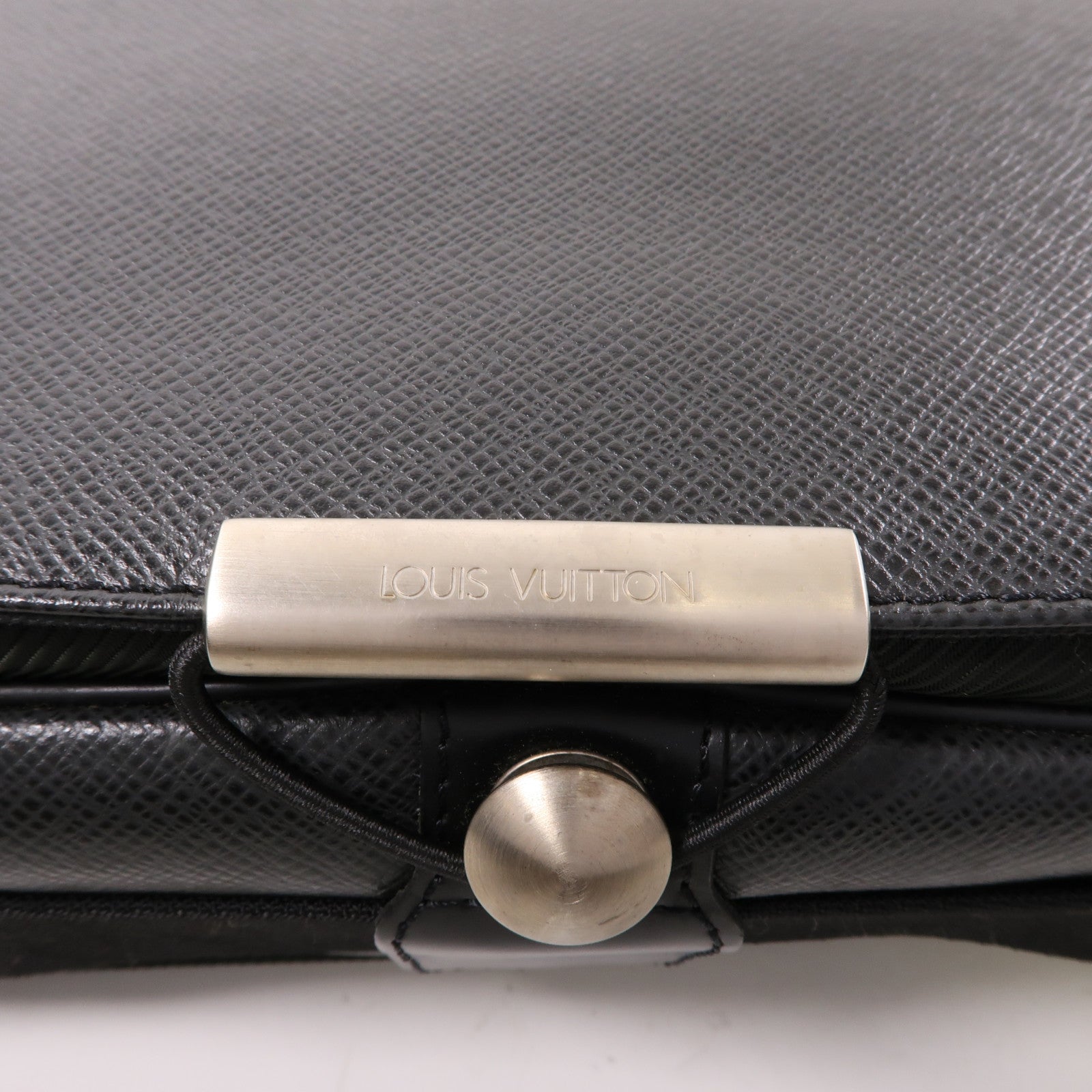 LOUIS VUITTON Taiga Taiga Victor銀扣肩背袋黑色/深綠色
