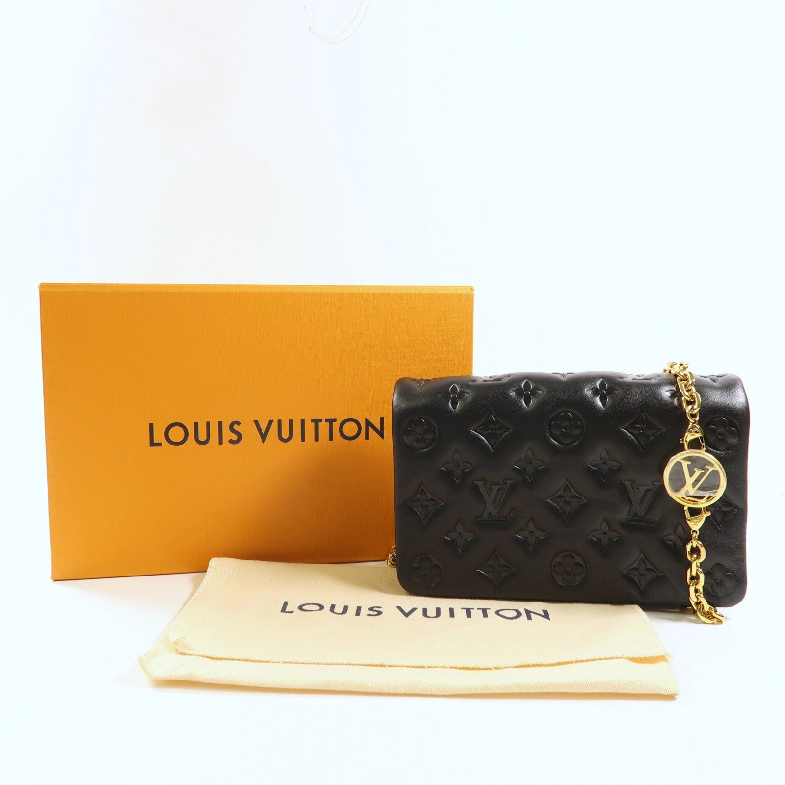 LOUIS VUITTON Monogram Embossed Pochette Coussin金扣鏈帶肩背袋黑色