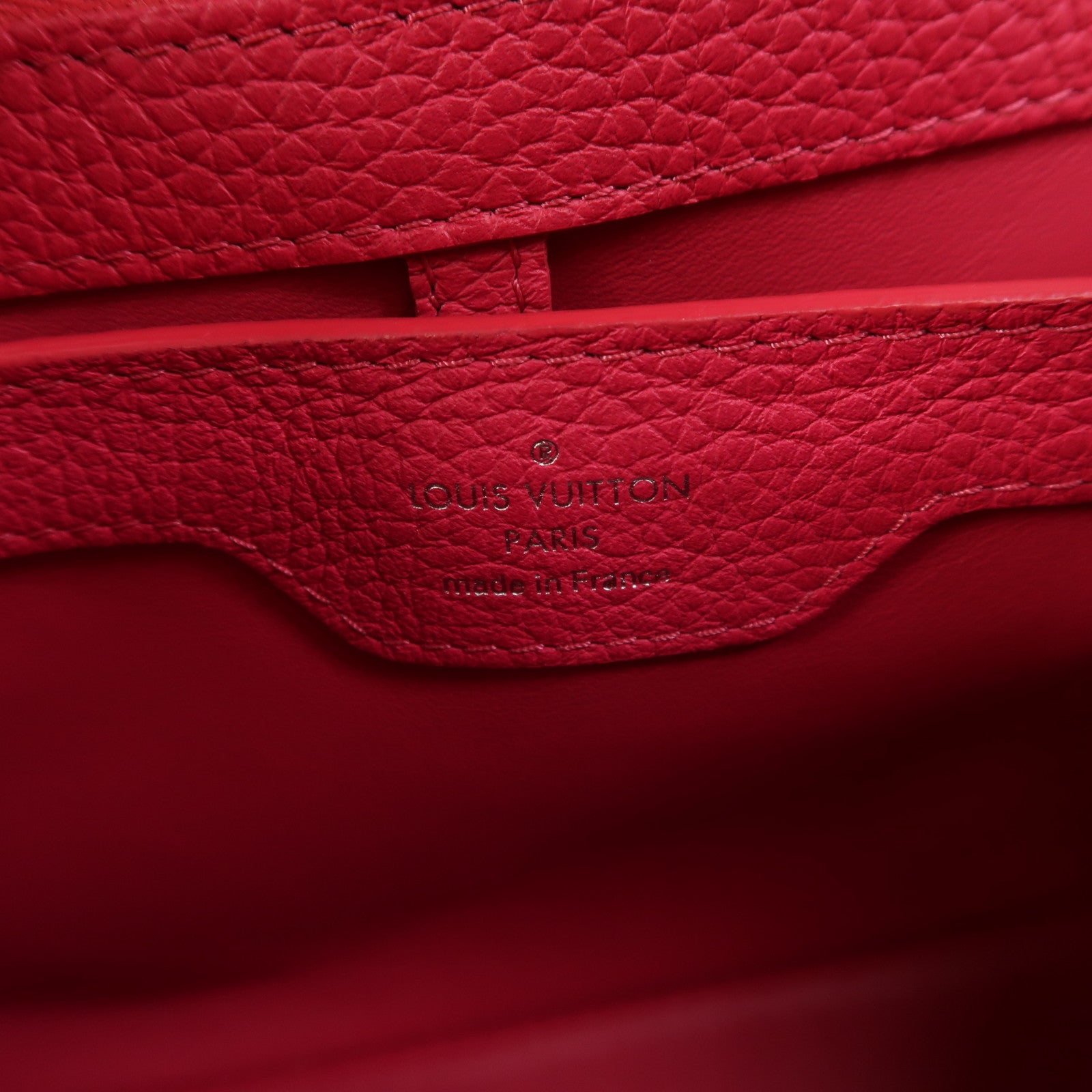 LOUIS VUITTON 【激減優惠】Taurillon Capucines BB銀扣手挽肩背兩用袋