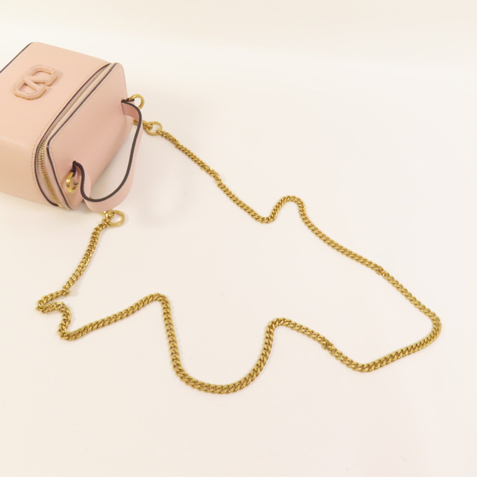 Valentino 牛皮皮革Garavani Vanity Case金扣手挽肩背兩用袋