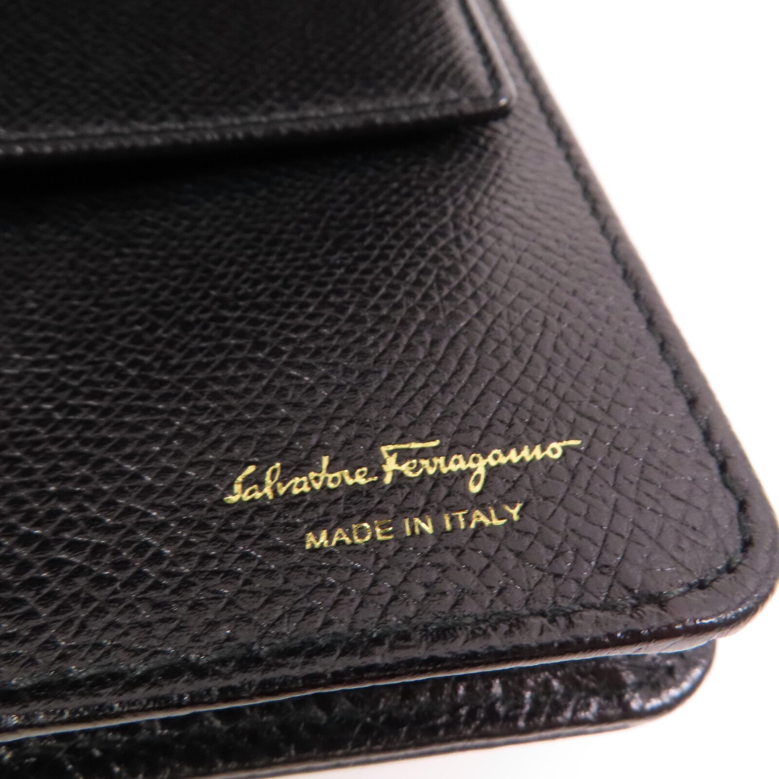 Salvatore Ferragamo 牛皮皮革Wallet On Chain金扣鏈帶肩背袋