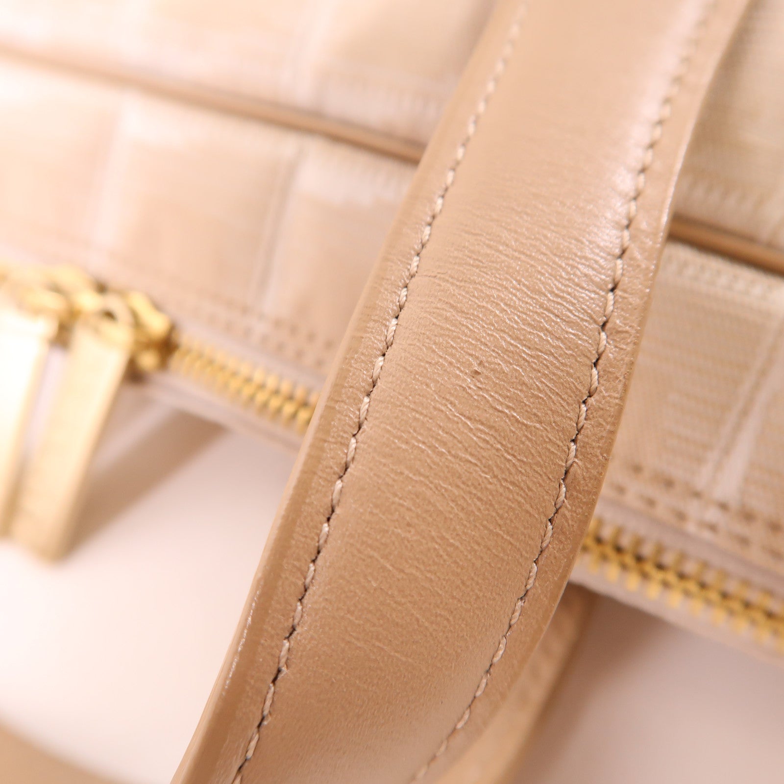 CHANEL 【激減優惠】尼龍Travel/Laptop Bag金扣筆記型電腦包