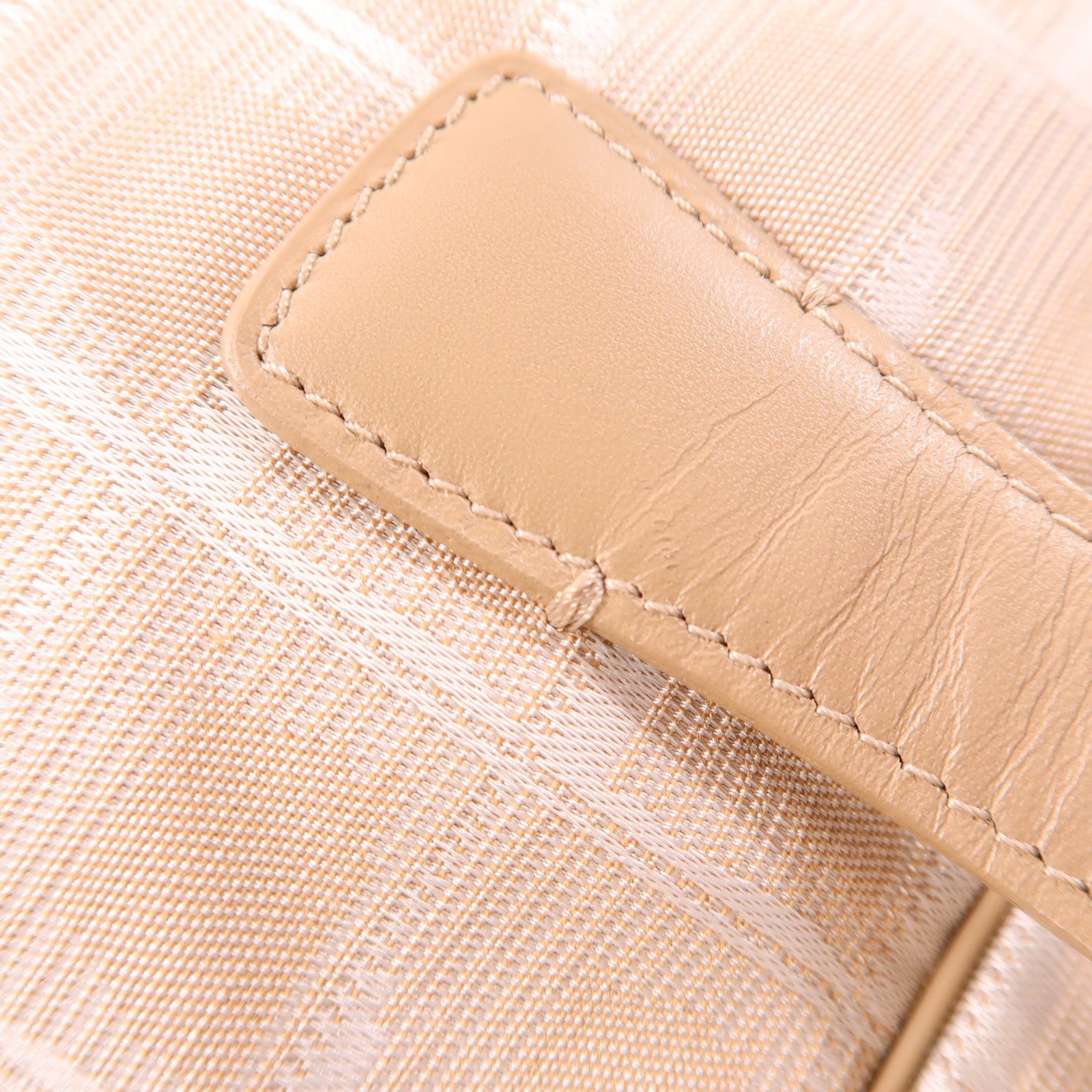 CHANEL 尼龍Travel/Laptop Bag金扣筆記型電腦包