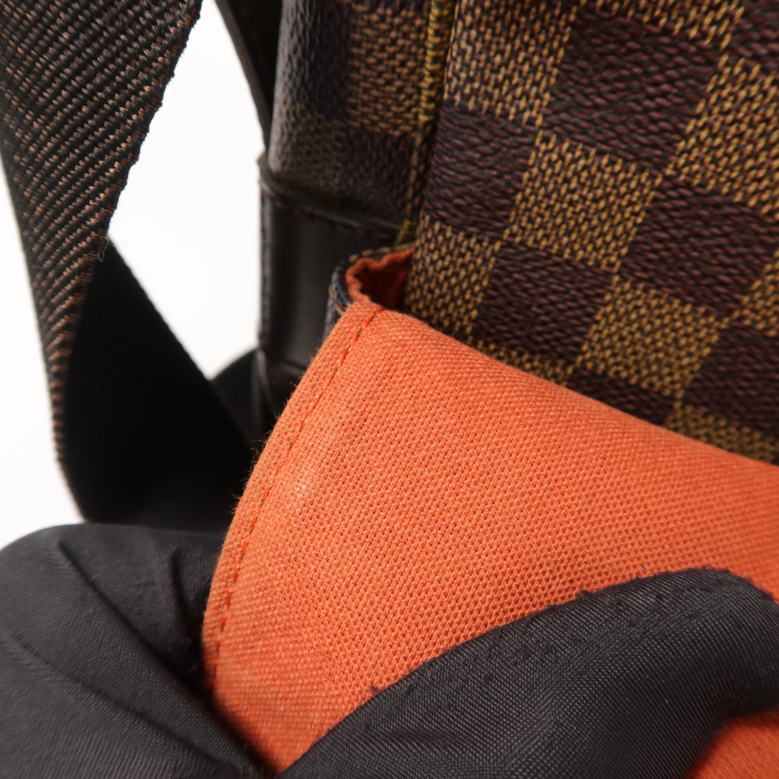 LOUIS VUITTON Damier Naviglio肩背袋