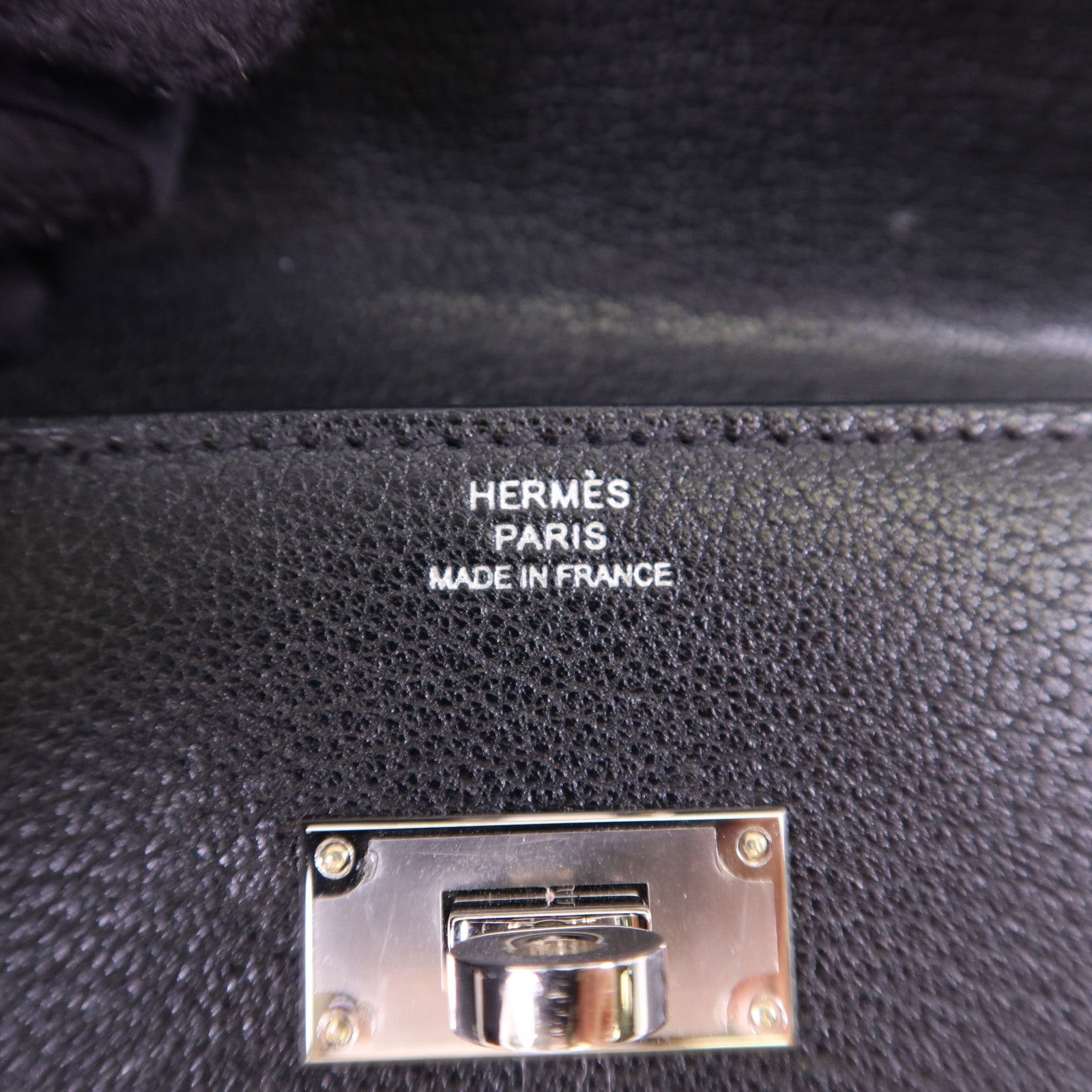 HERMES Chevre皮革Kelly Pocket Long Bifold Wallet銀扣長錢包Noir