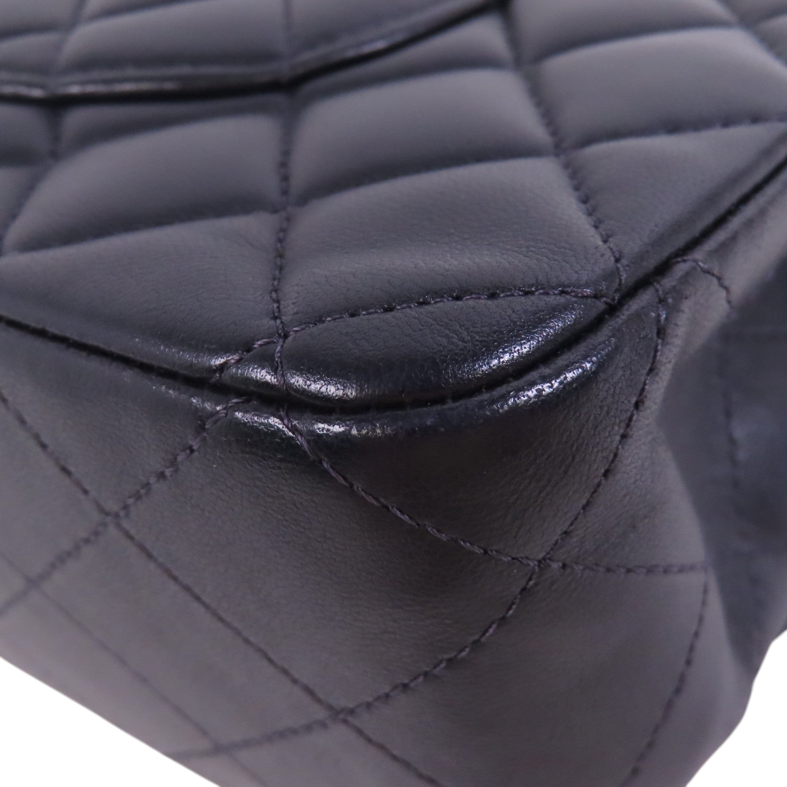 CHANEL 羊皮皮革Classic 25銀扣鏈帶肩背袋