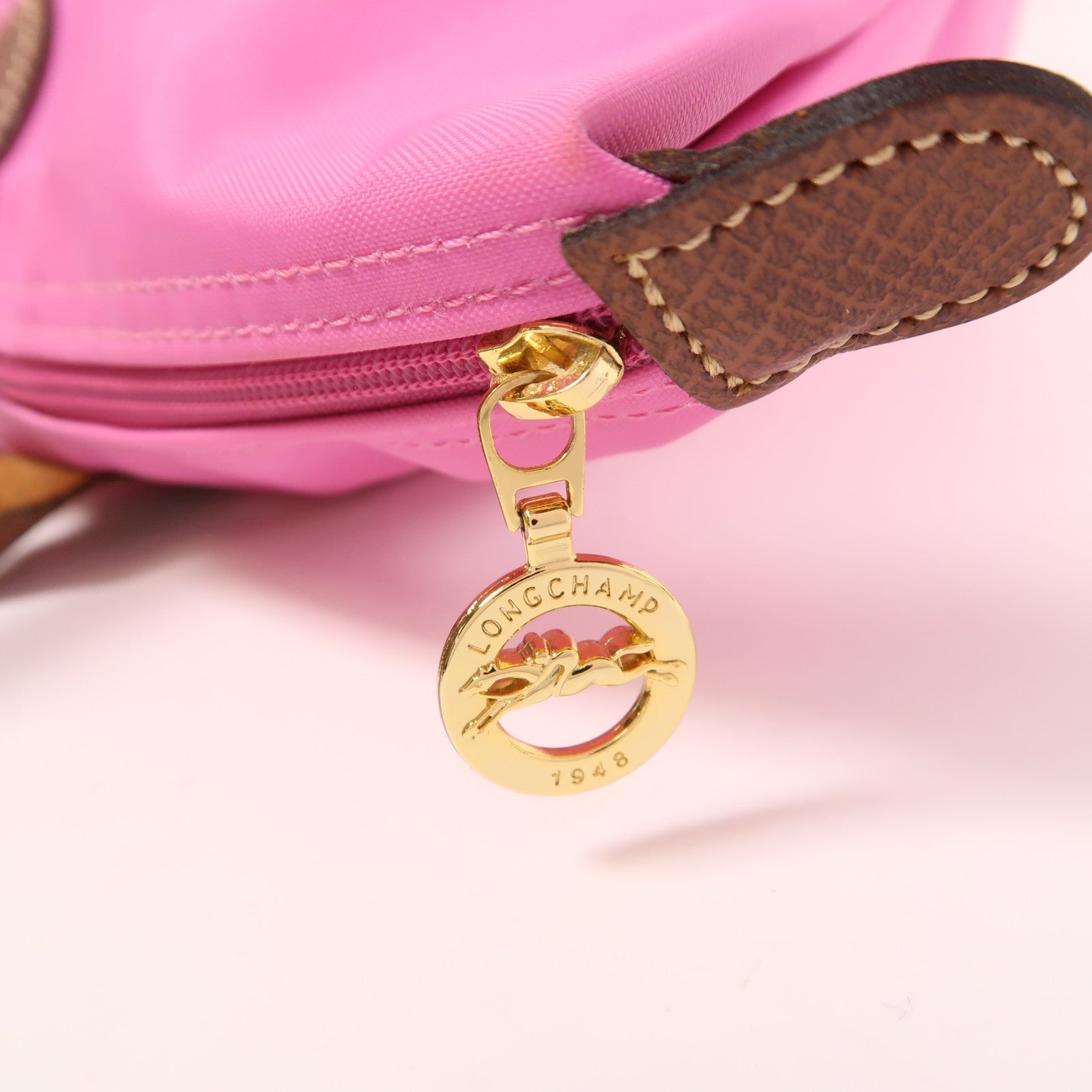 尼龍Shoulder Bag金扣肩背袋