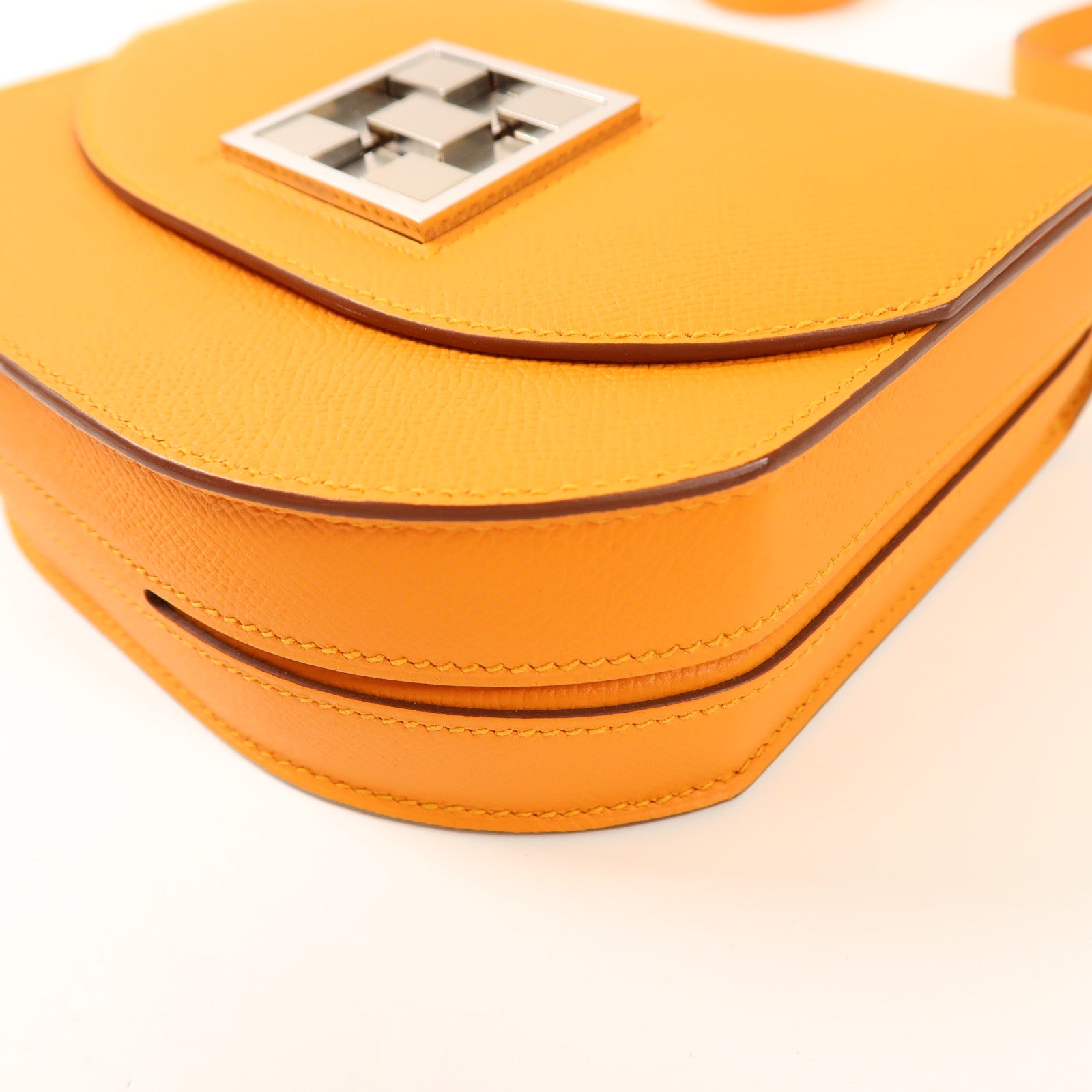 HERMES Epsom皮革Mini Mosaique銀扣肩背袋Abricot